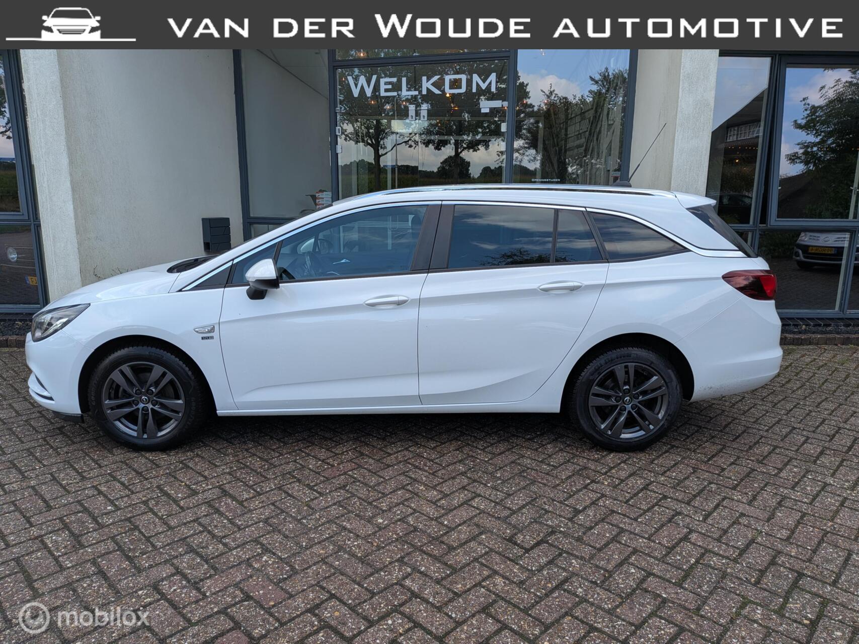 Opel Astra Sports Tourer 1.0 Turbo 120 Jaar Edition 2019 - voorkant