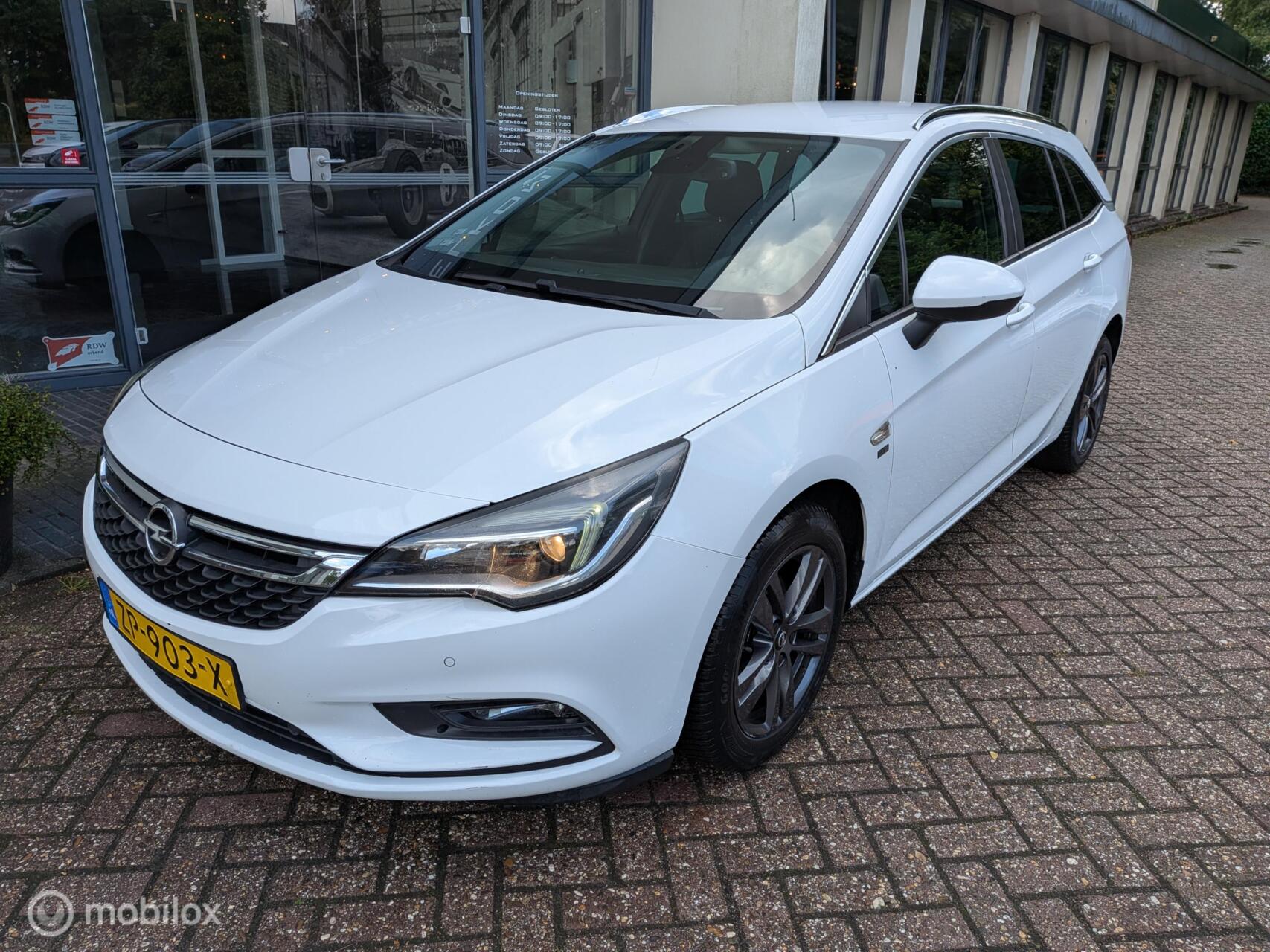 Foto van Opel Astra Sports Tourer