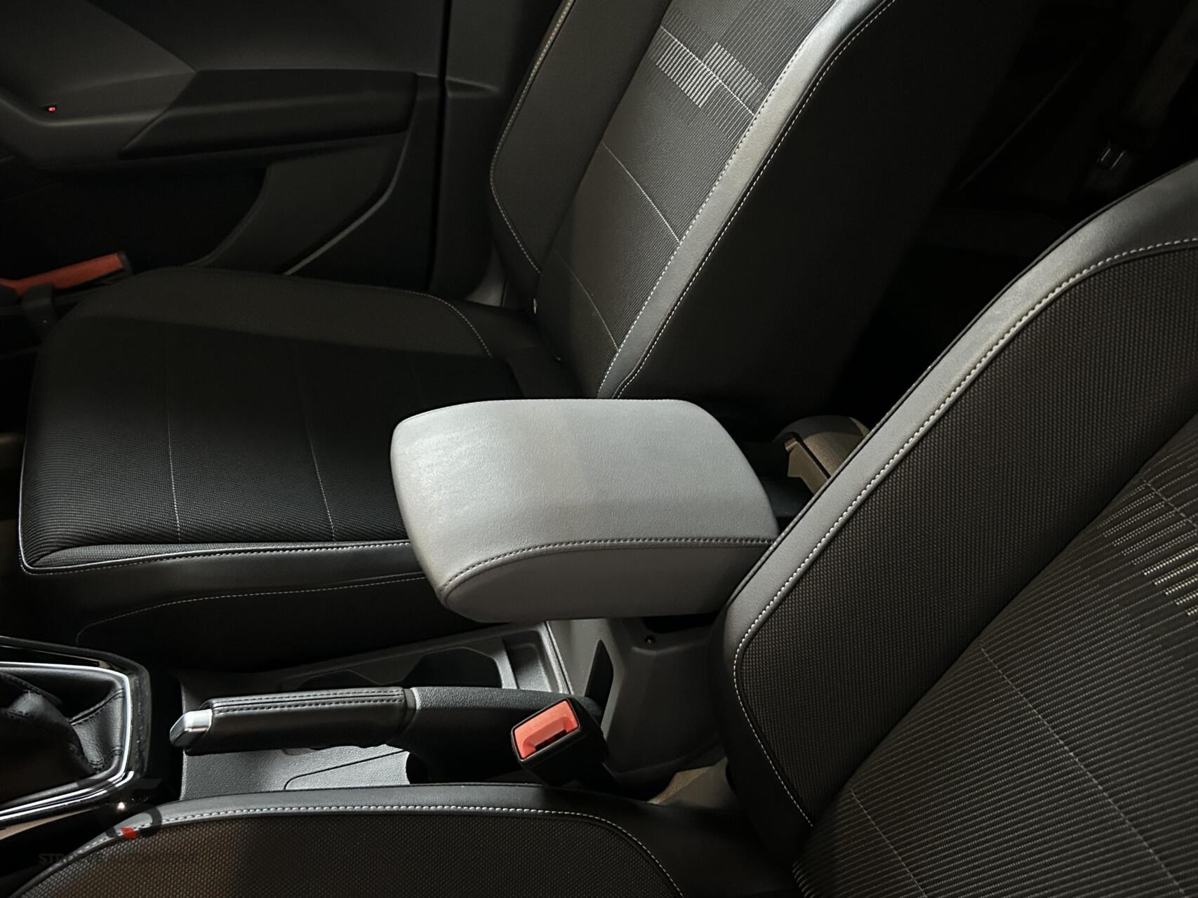 Foto van Volkswagen T-cross