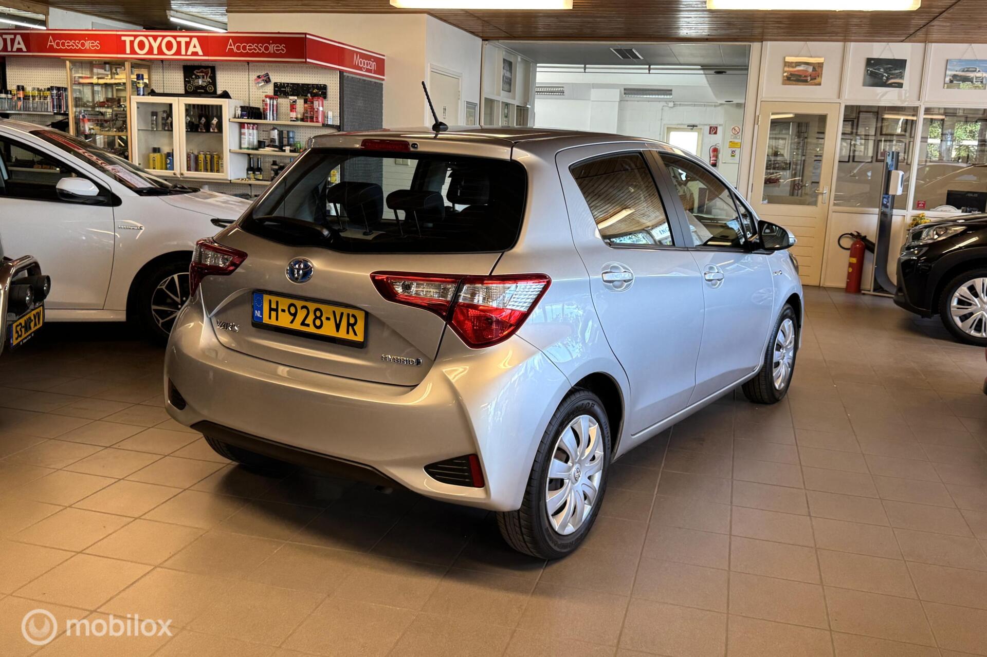 Foto van Toyota Toyota Yaris Hybrid