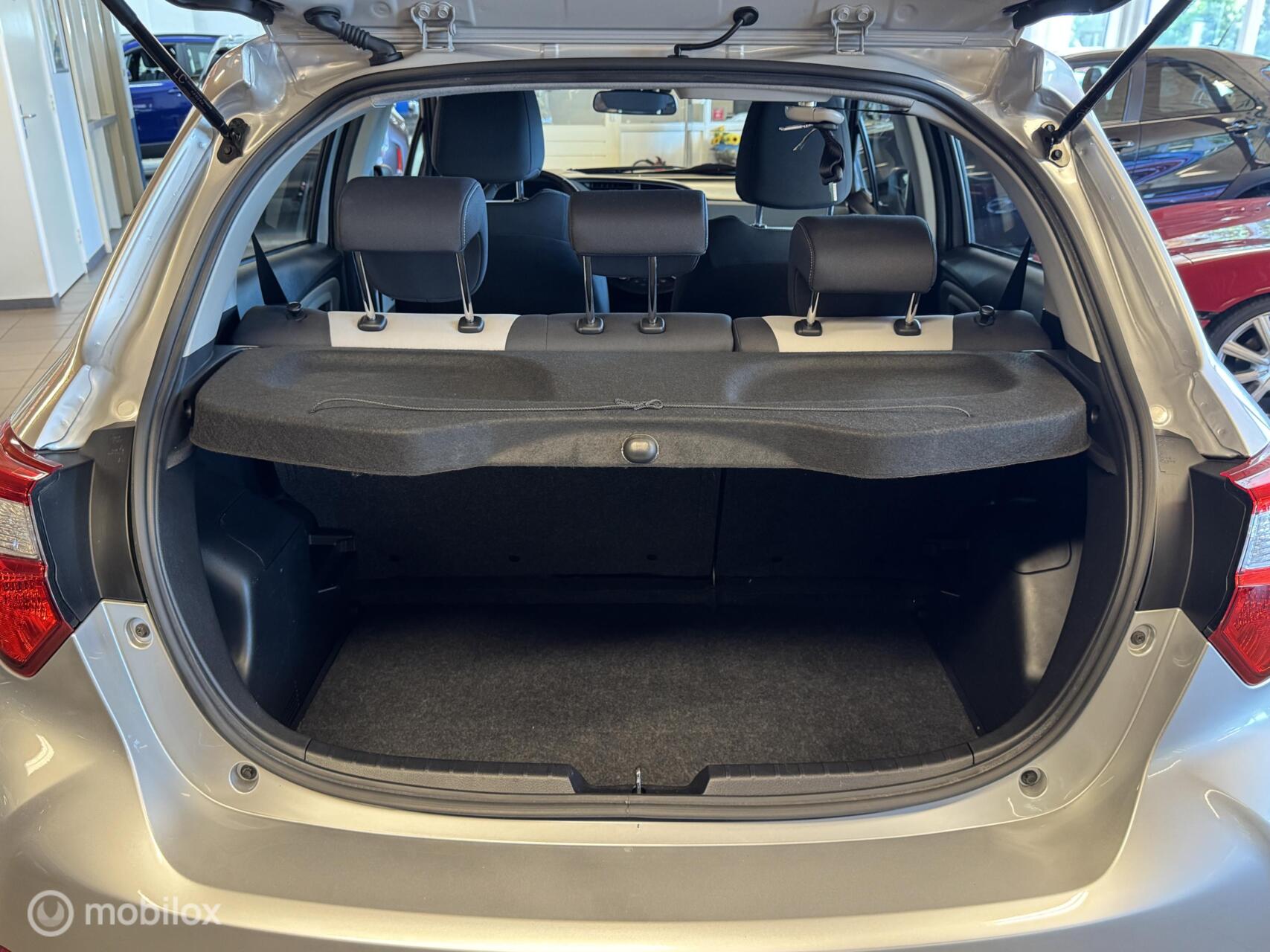 Foto van Toyota Toyota Yaris Hybrid