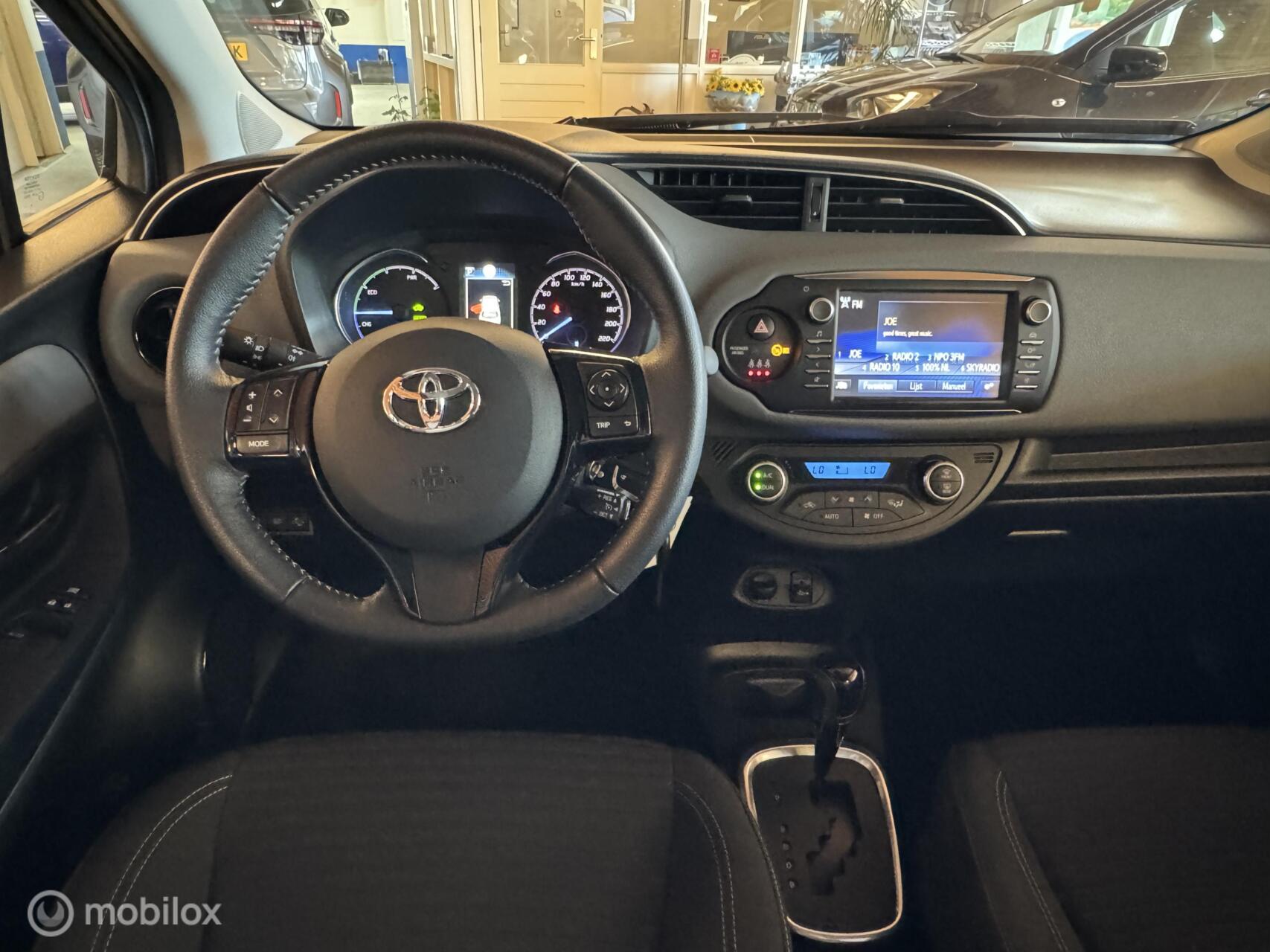 Foto van Toyota Toyota Yaris Hybrid