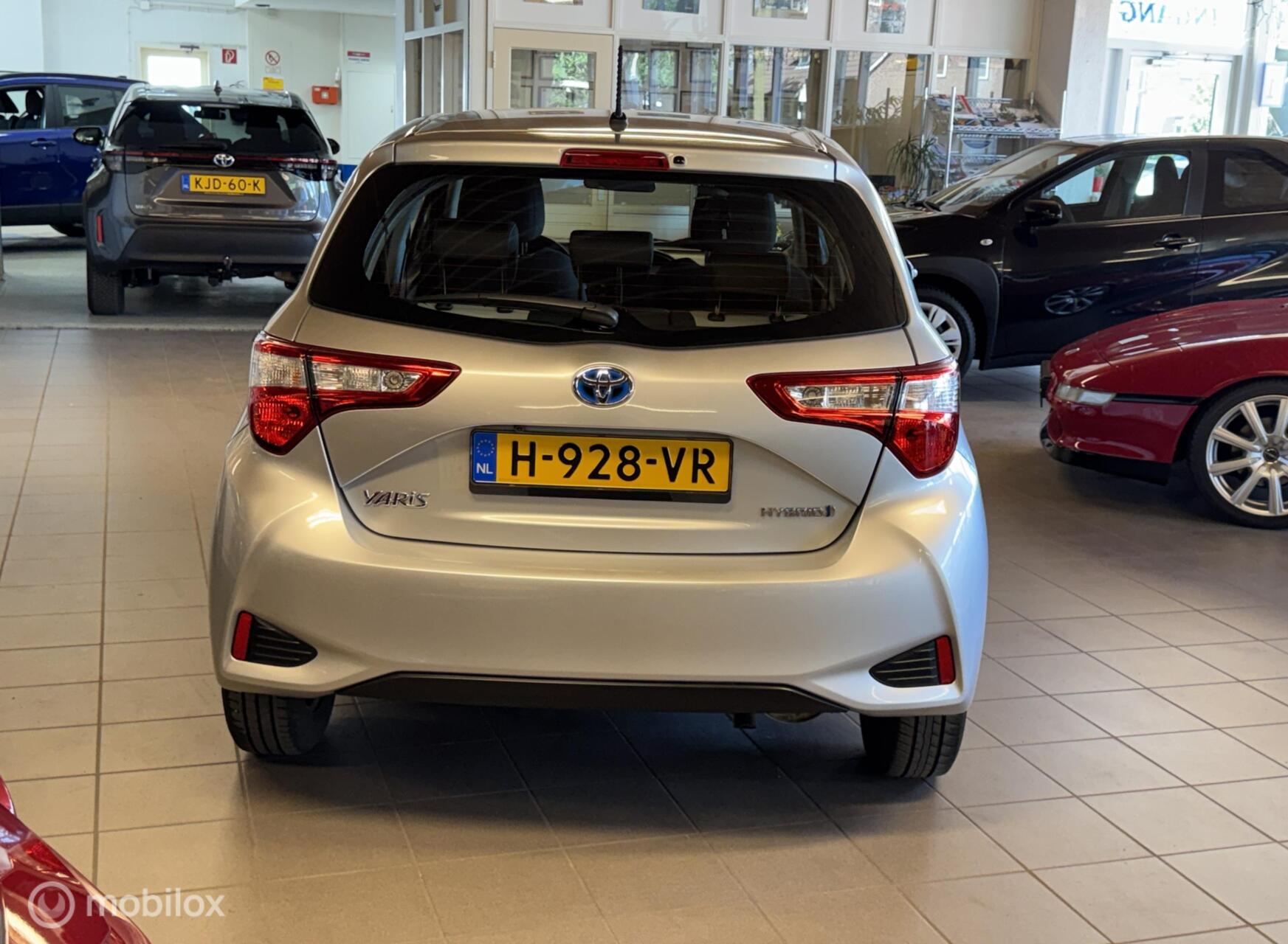 Foto van Toyota Toyota Yaris Hybrid