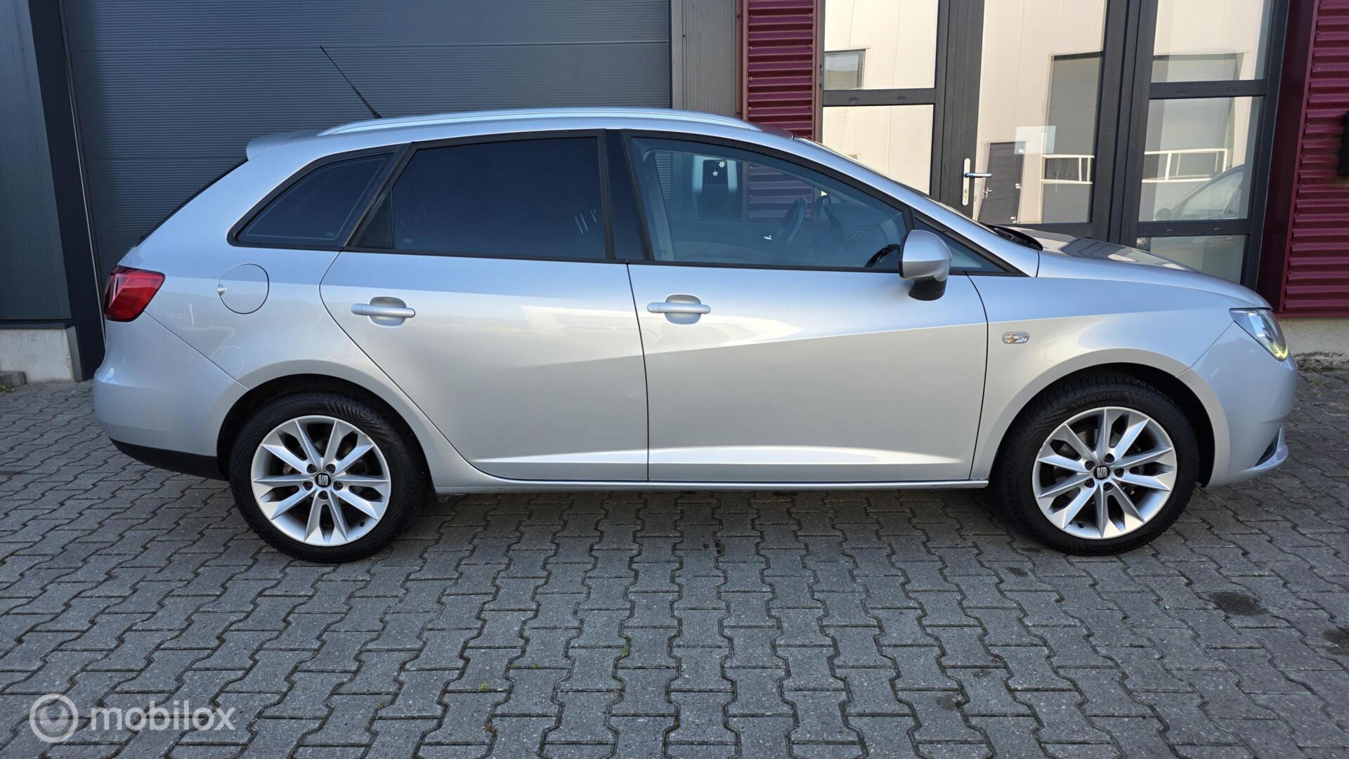 Foto van Seat Ibiza ST