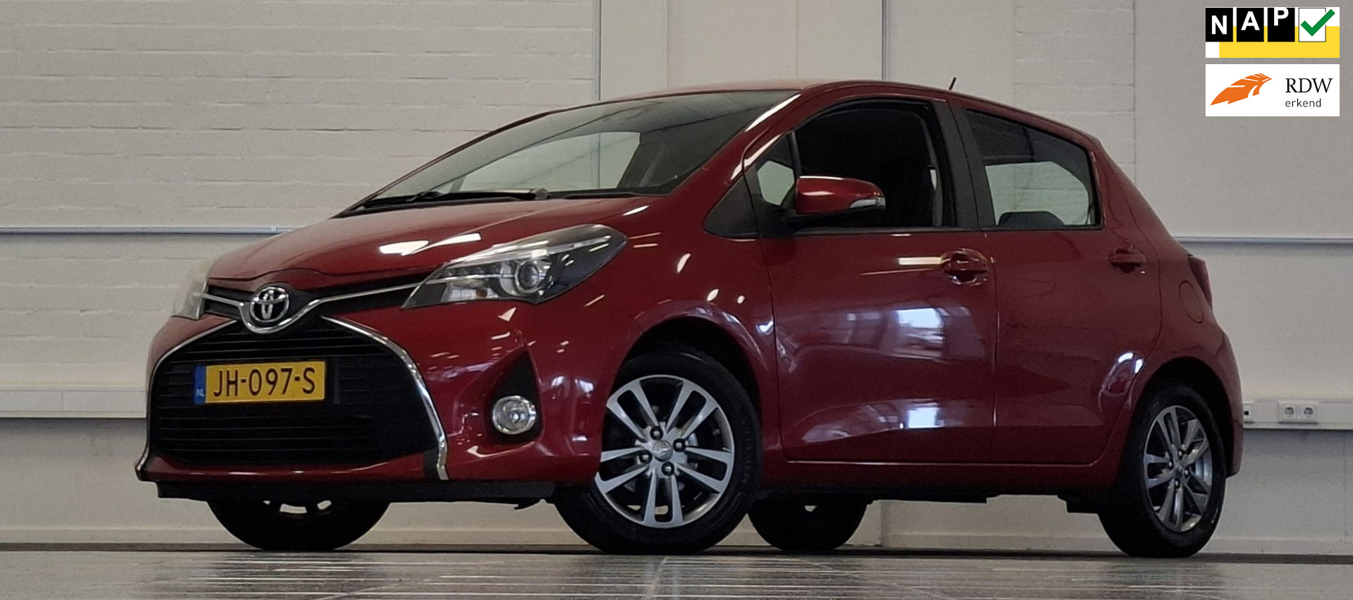 Toyota Yaris 1.3 VVT-i Trend 2016 - voorkant