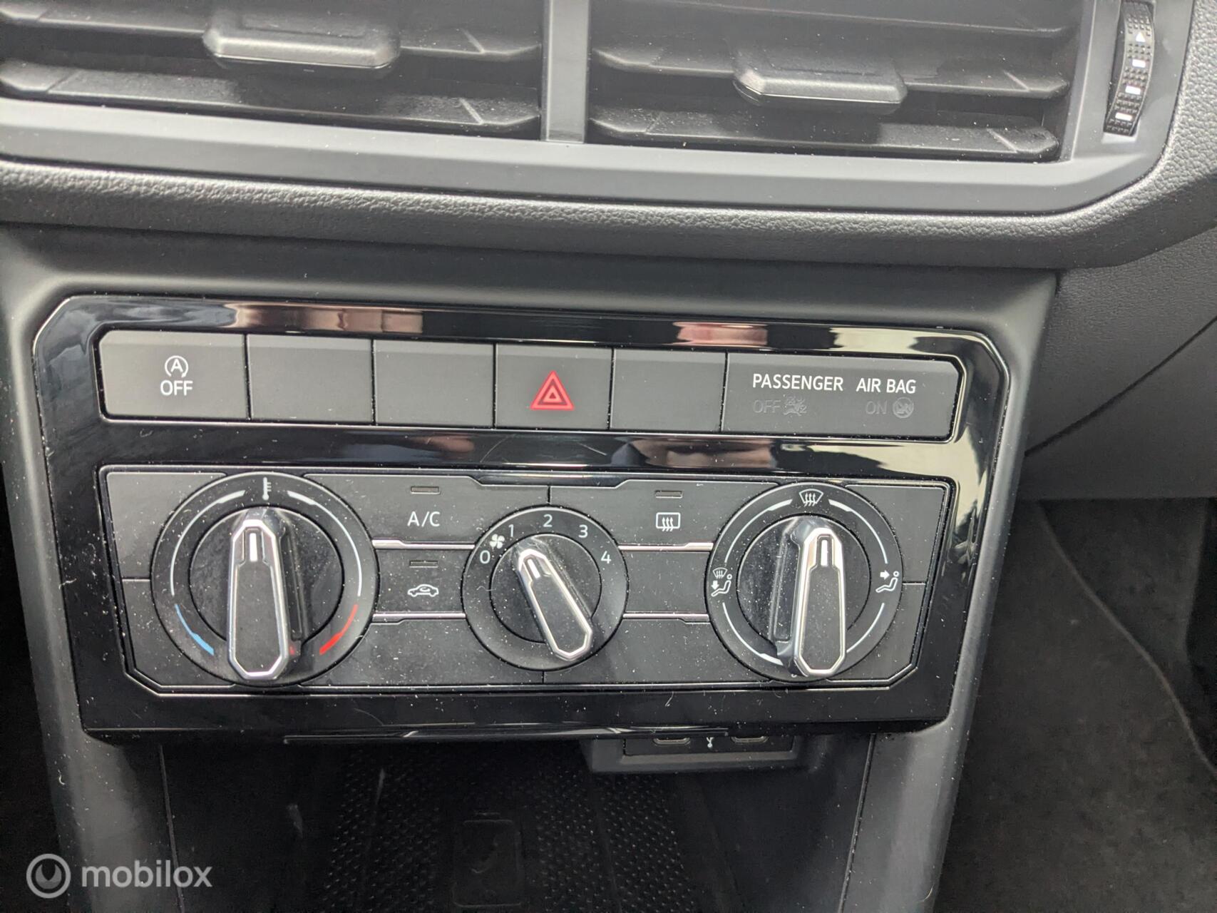 Foto van Volkswagen T-cross