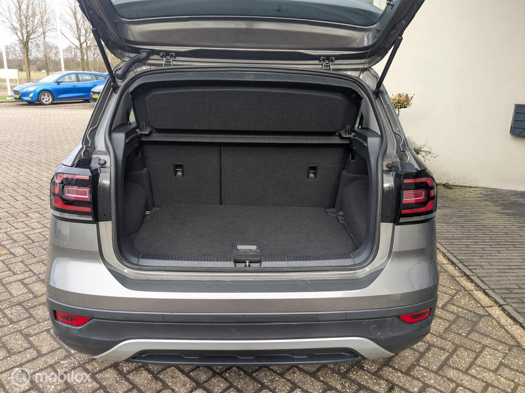 Foto van Volkswagen T-cross