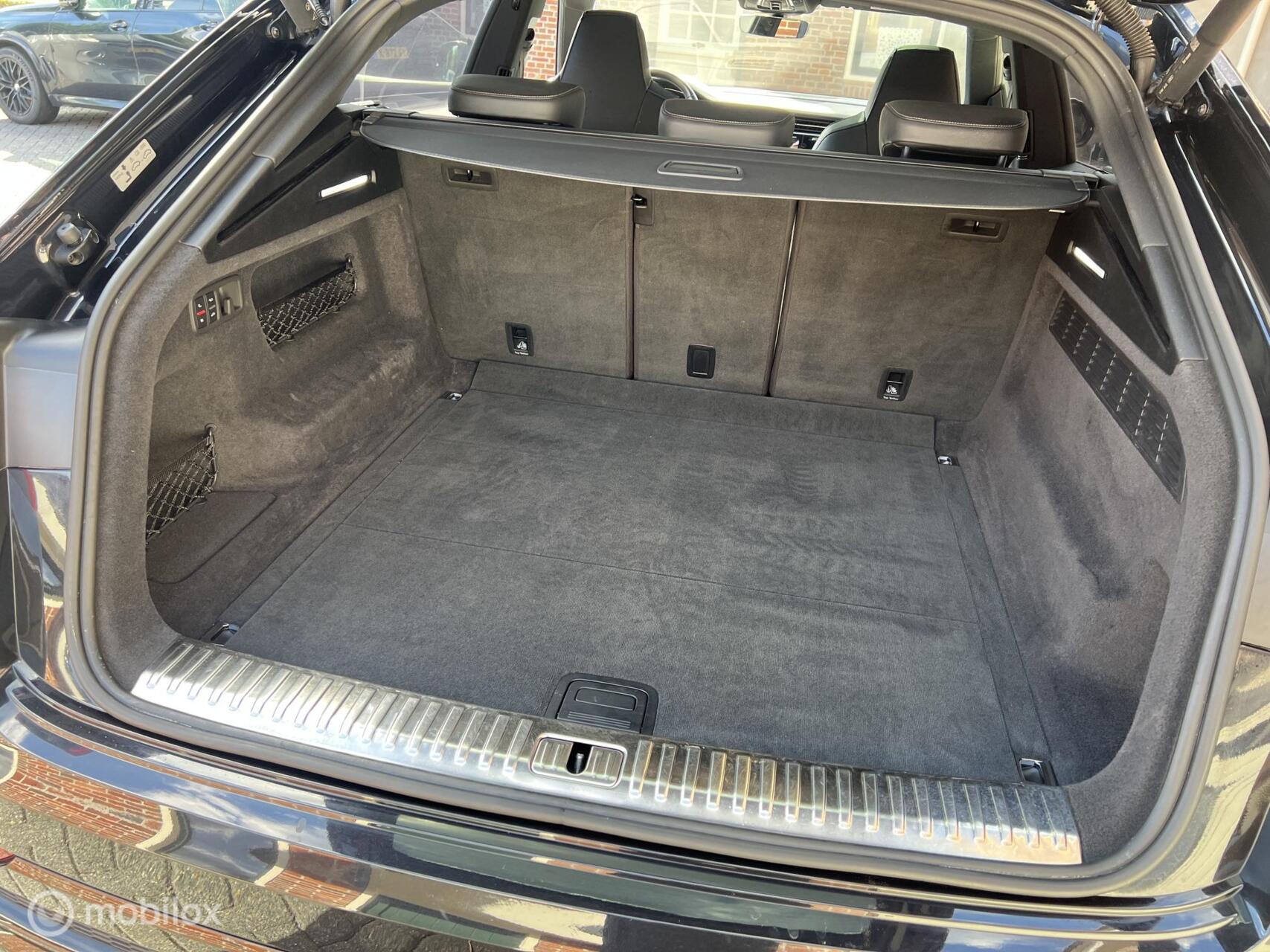 Foto van Audi Sq8
