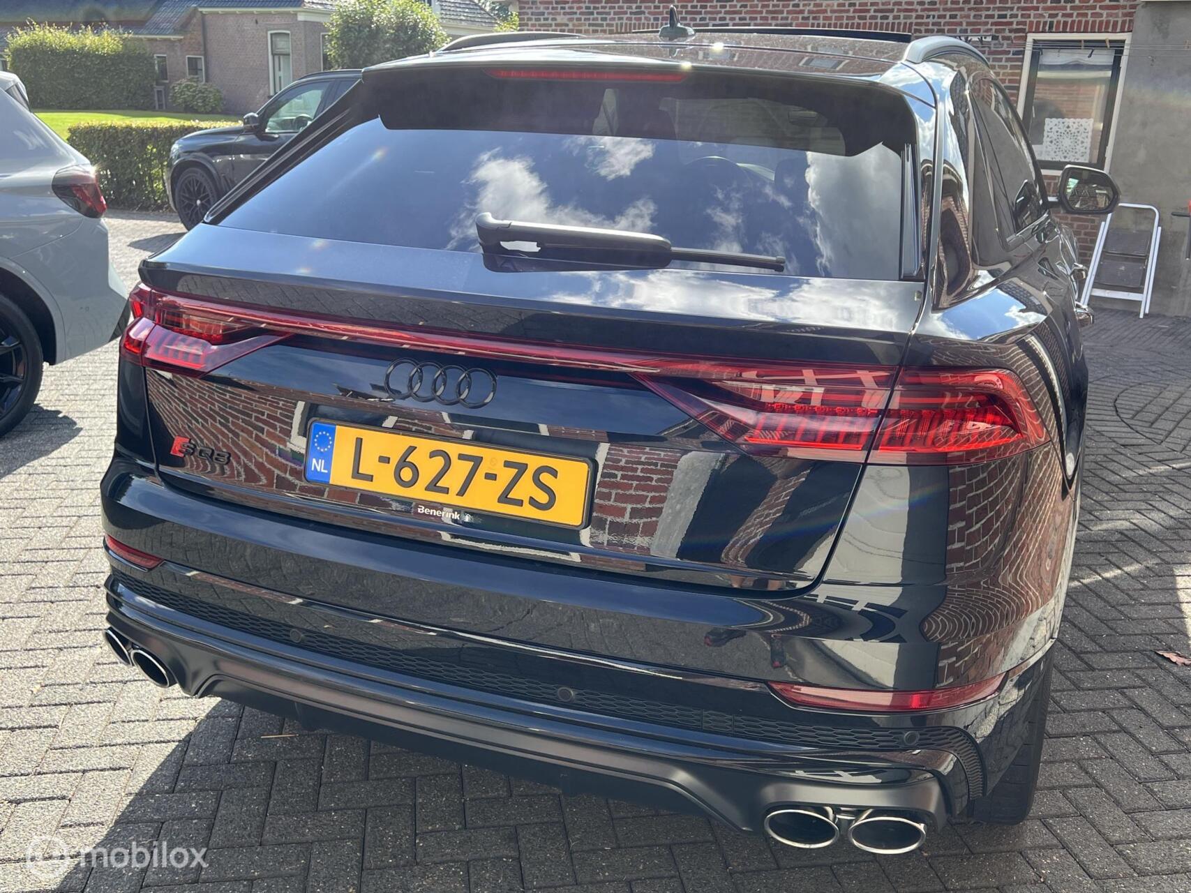 Foto van Audi Sq8
