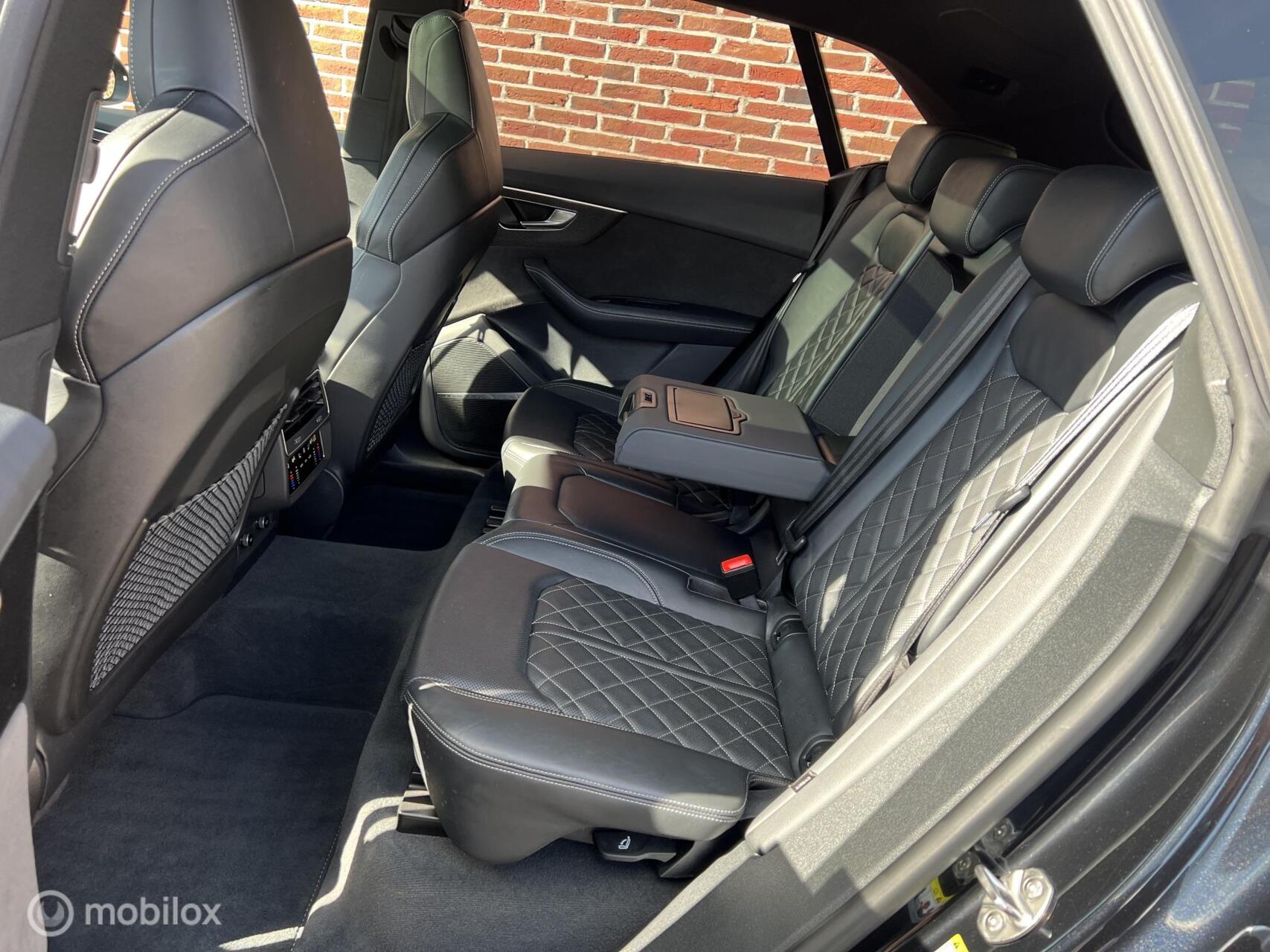 Foto van Audi Sq8
