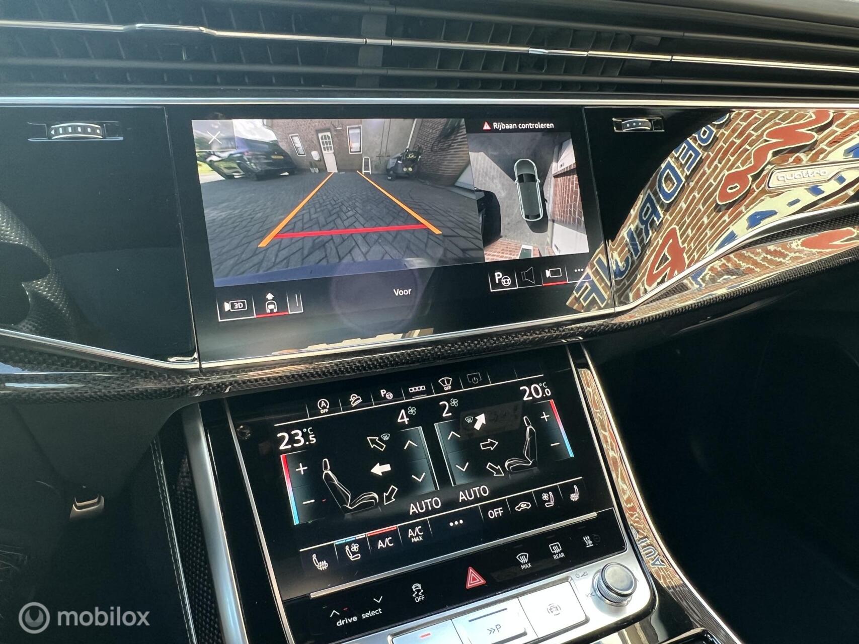 Foto van Audi Sq8