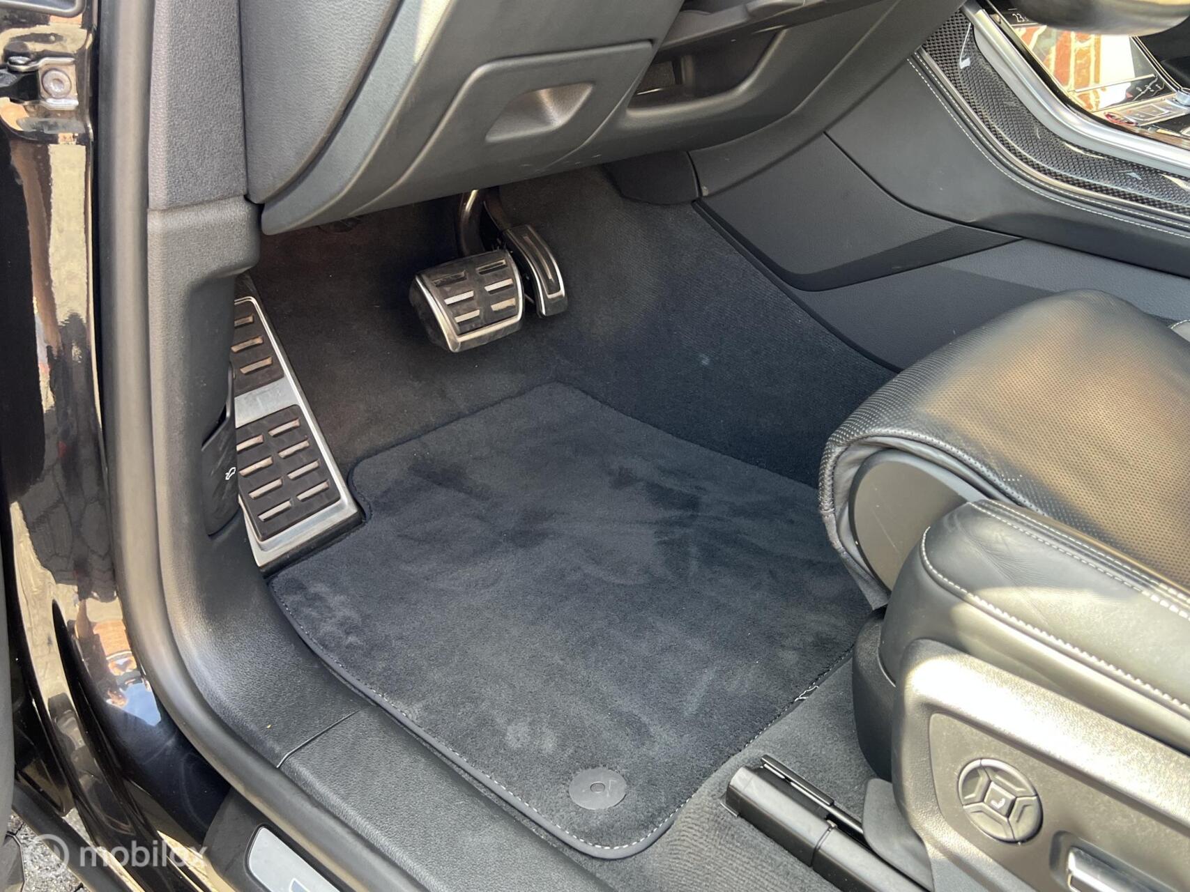 Foto van Audi Sq8