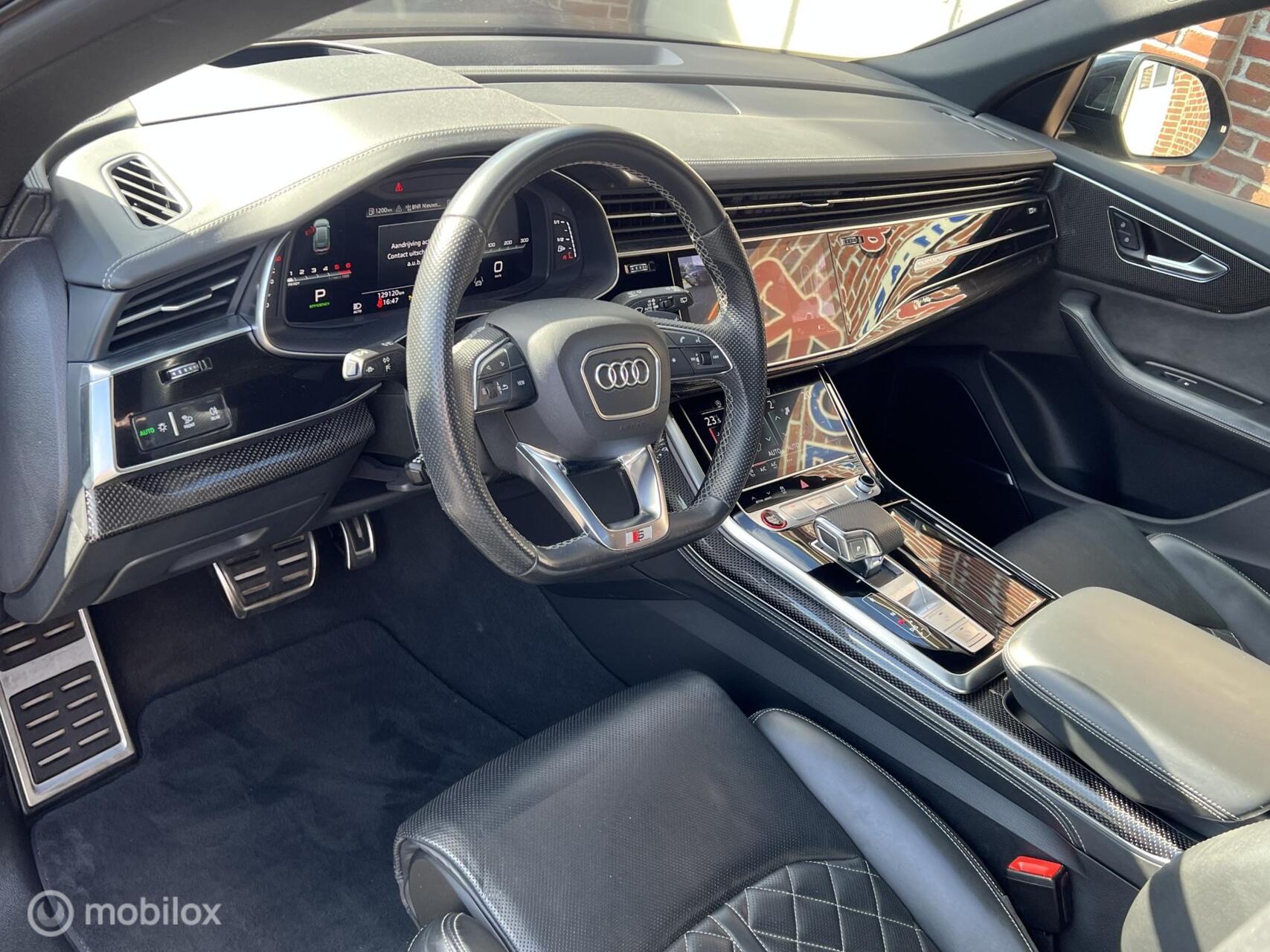 Foto van Audi Sq8