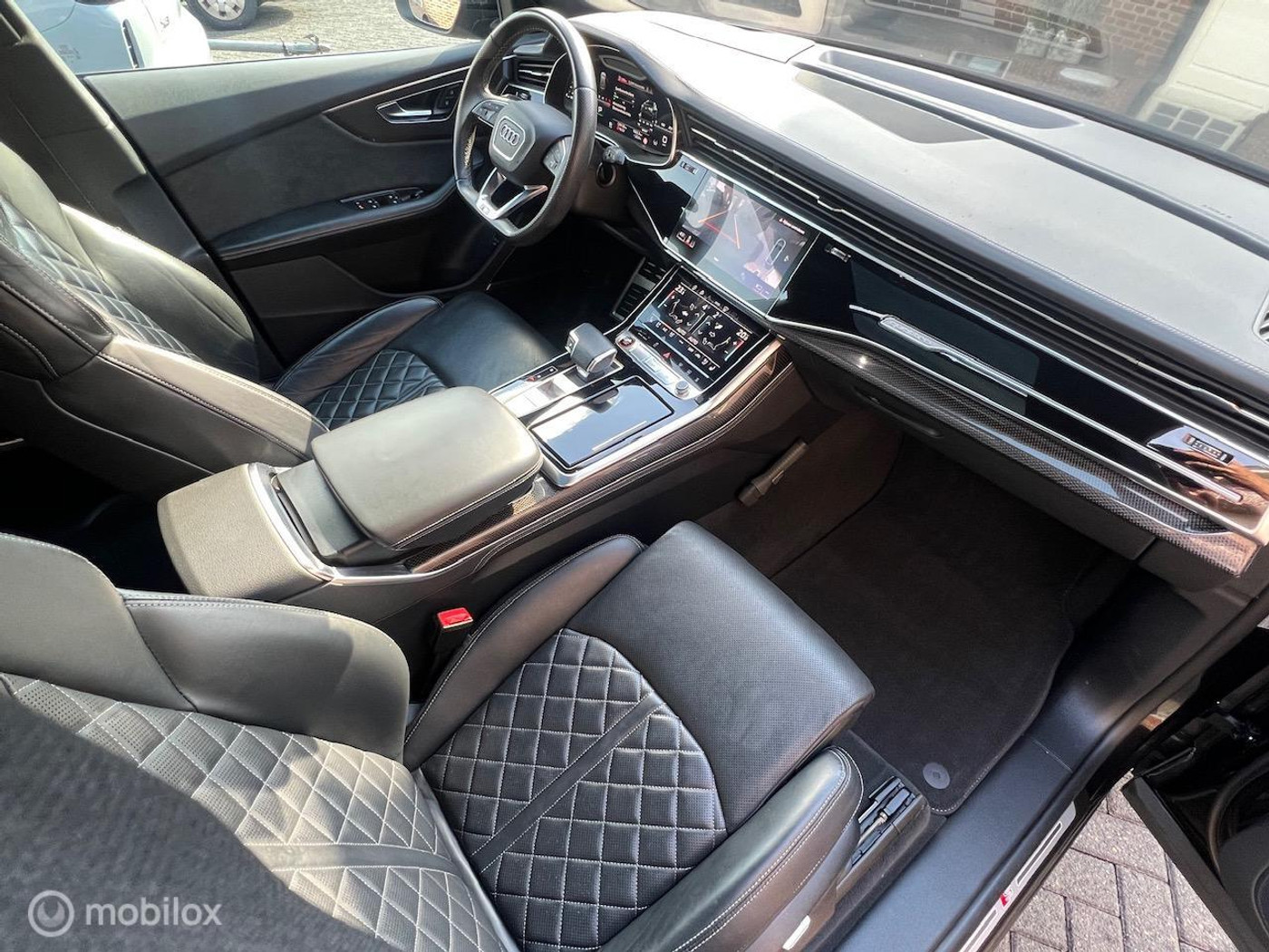 Foto van Audi Sq8