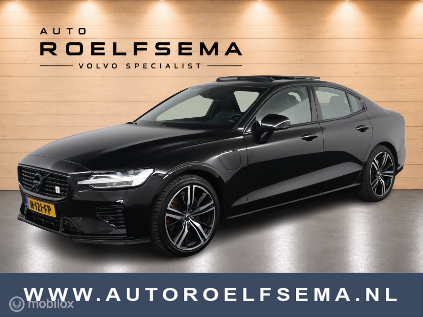 Volvo S60 2.0 Recharge T6 AWD R-Design | Panoramadak | 360 Camera | BLISS | Adaptive Cruise| Verwarmbaar stuurwiel & Voorstoelen | 19" Velgen 2021 - voorkant