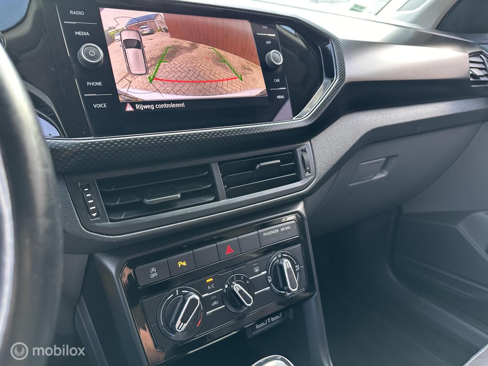 Foto van Volkswagen T-cross