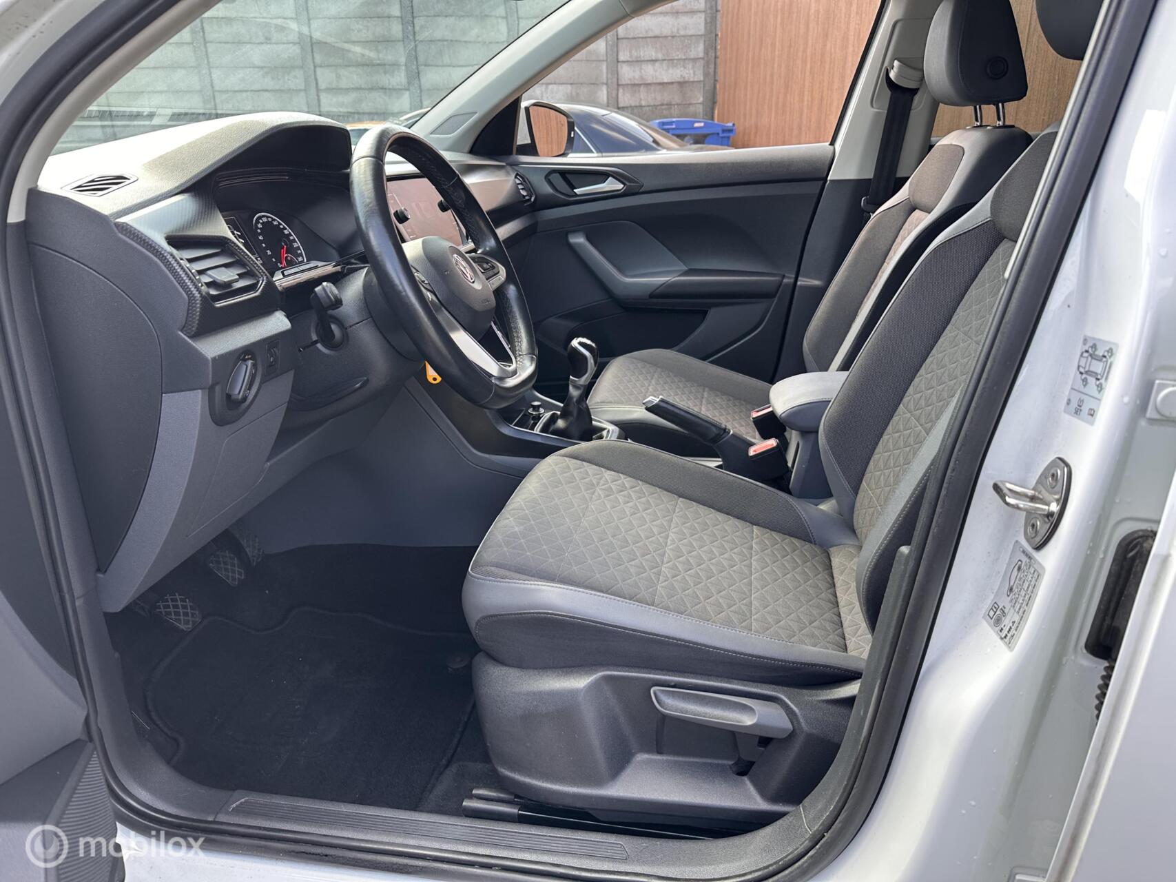 Foto van Volkswagen T-cross
