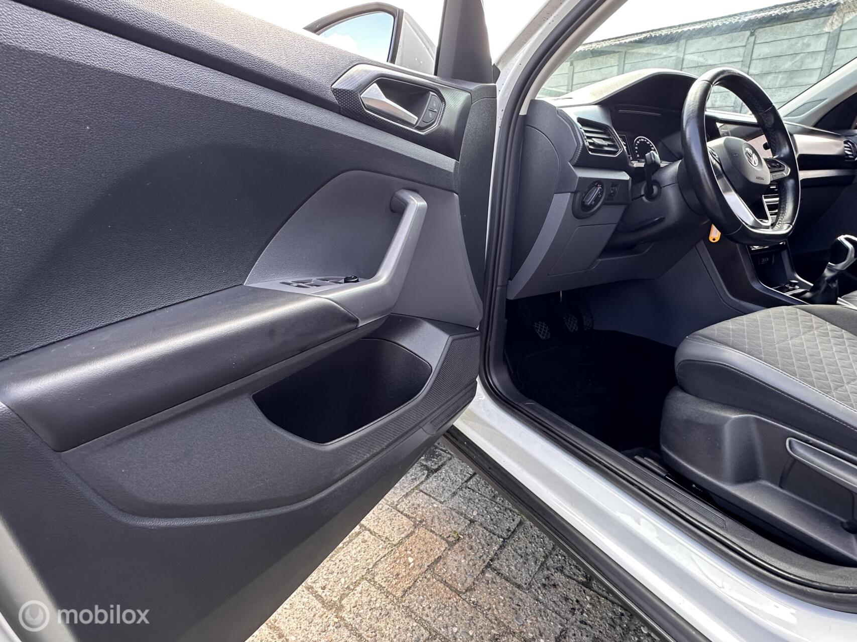 Foto van Volkswagen T-cross