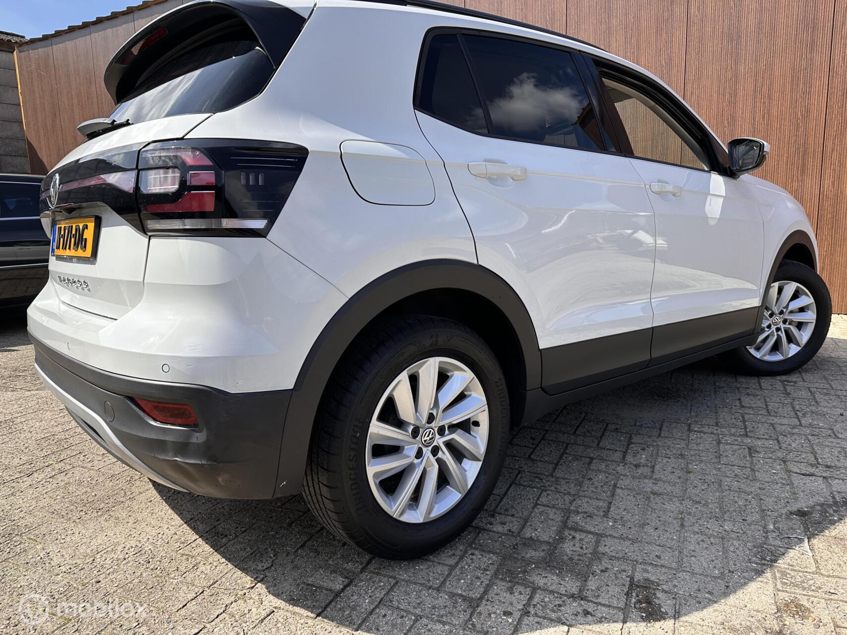Foto van Volkswagen T-cross
