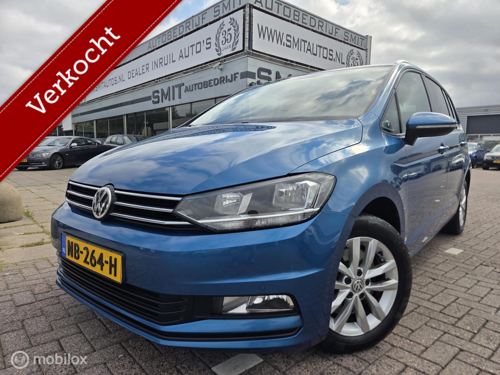 Volkswagen Touran 1.2 TSI Conn. Series Massage/Trekhaak 2017 - voorkant