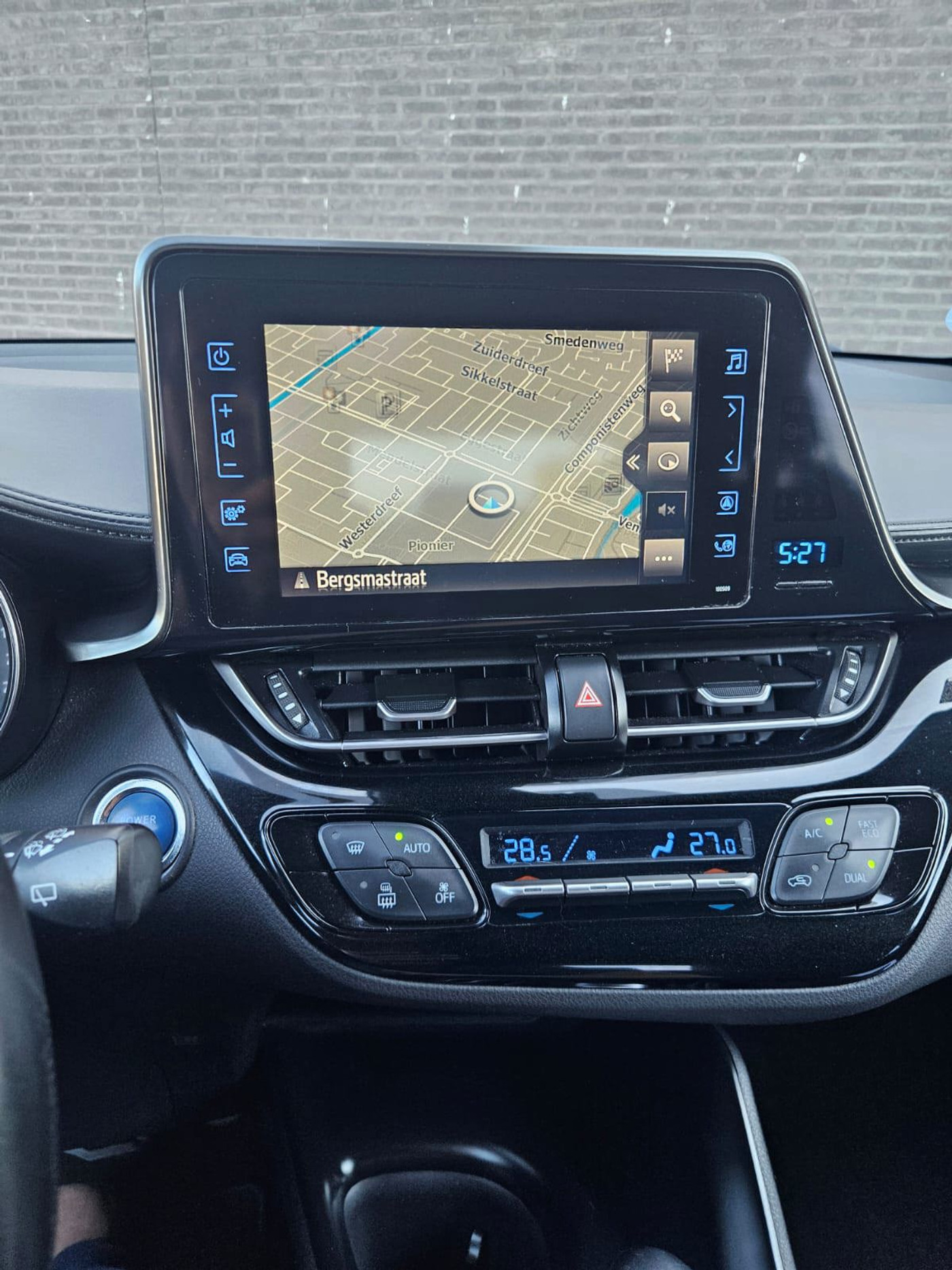 Foto van Toyota Toyota C-hr