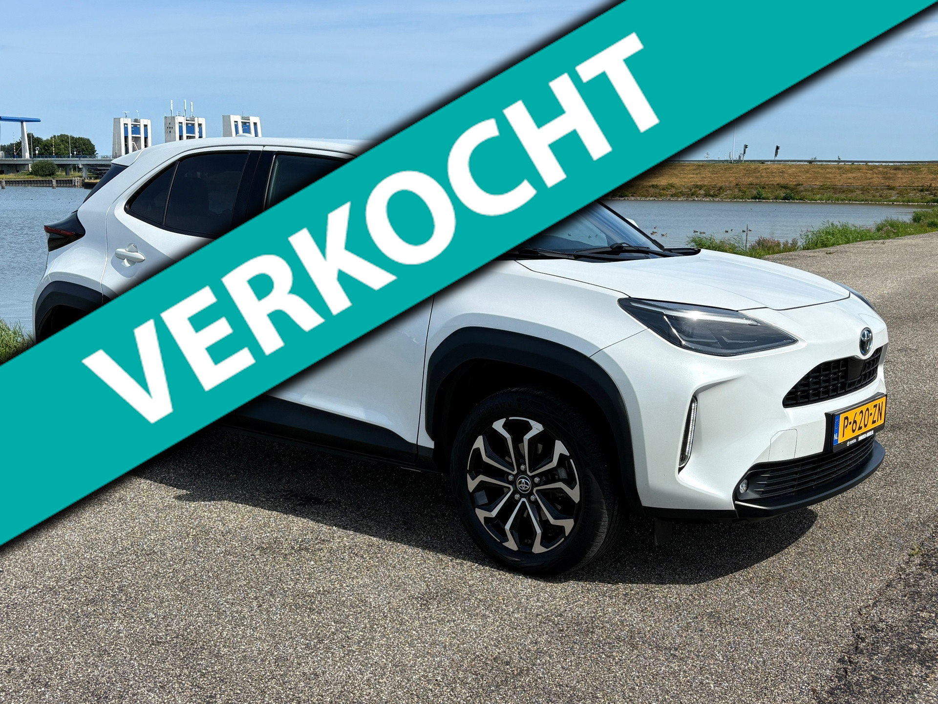 Toyota Toyota Yaris Cross 1.5 Hybrid Business Plus 2022 - voorkant