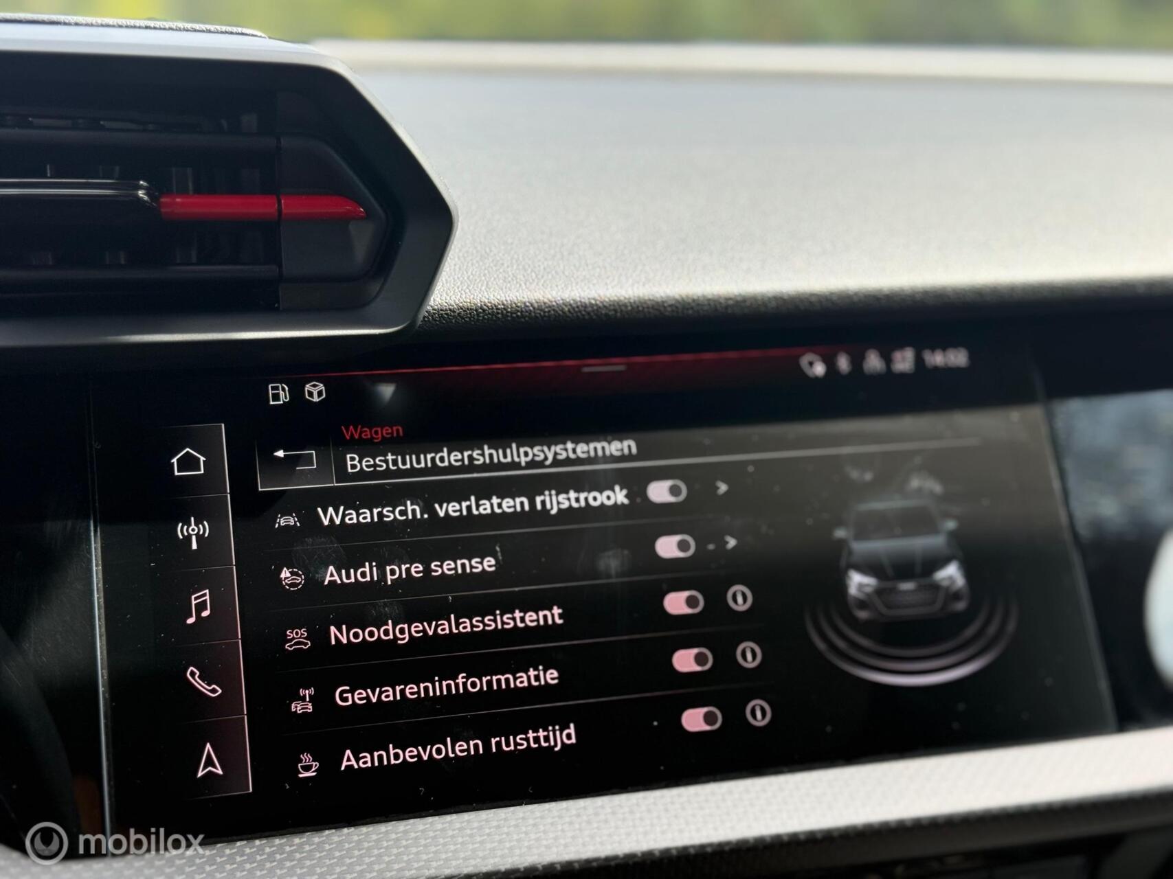 Foto van Audi RS 3 Limousine