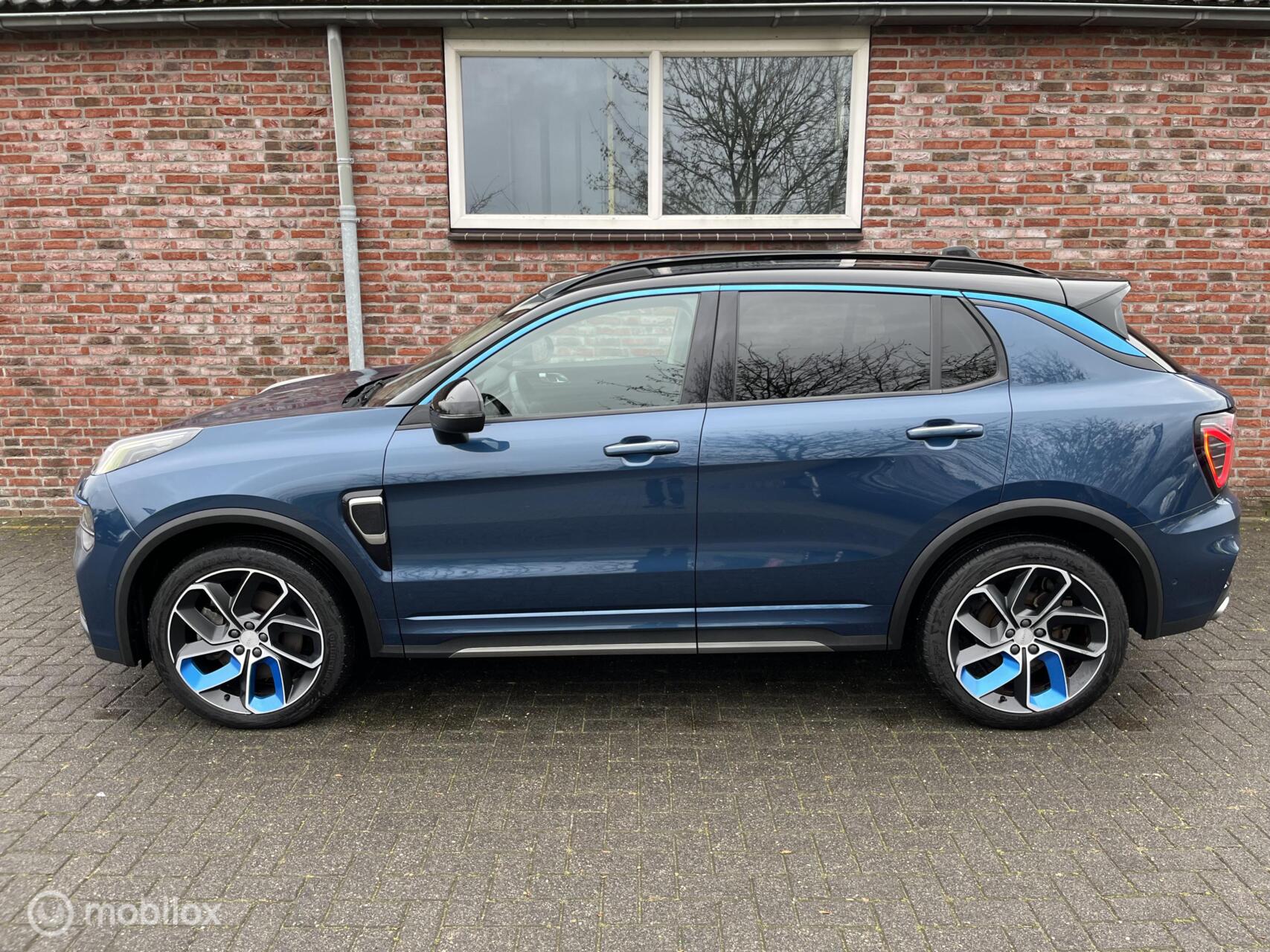 Foto van Lynk&co LYNK & Co 01