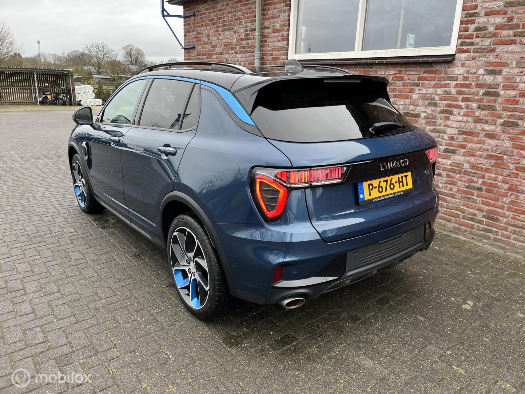 Foto van Lynk&co LYNK & Co 01
