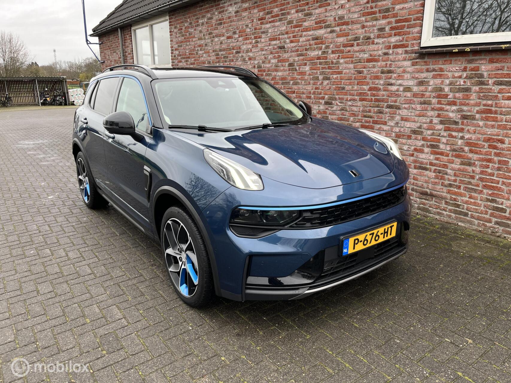 Foto van Lynk&co LYNK & Co 01