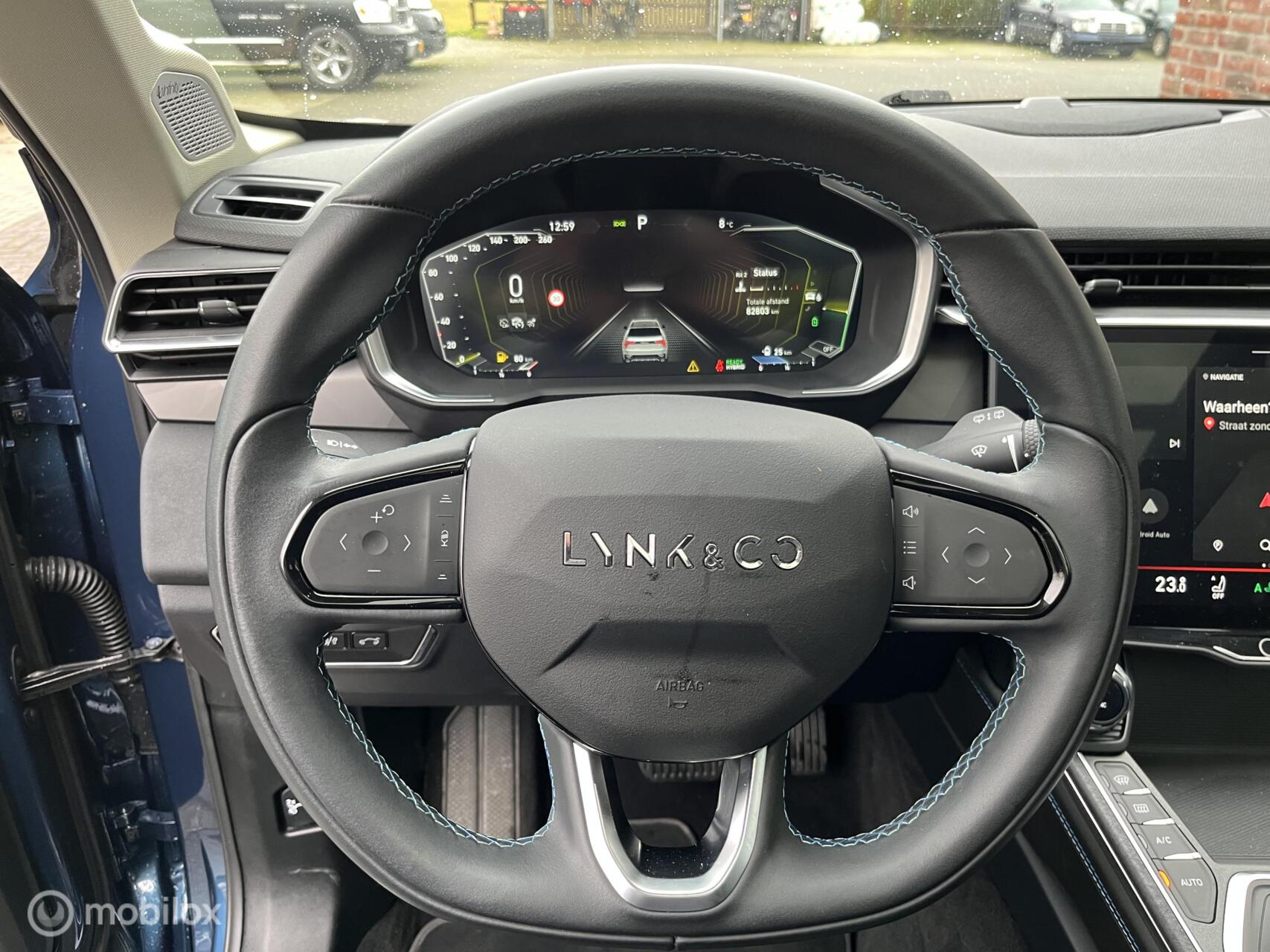 Foto van Lynk&co LYNK & Co 01