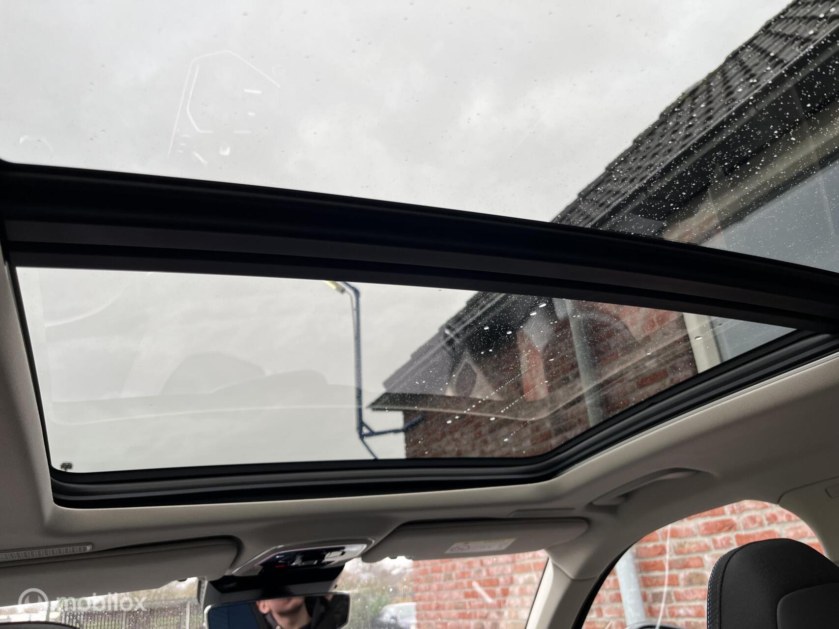 Foto van Lynk&co LYNK & Co 01