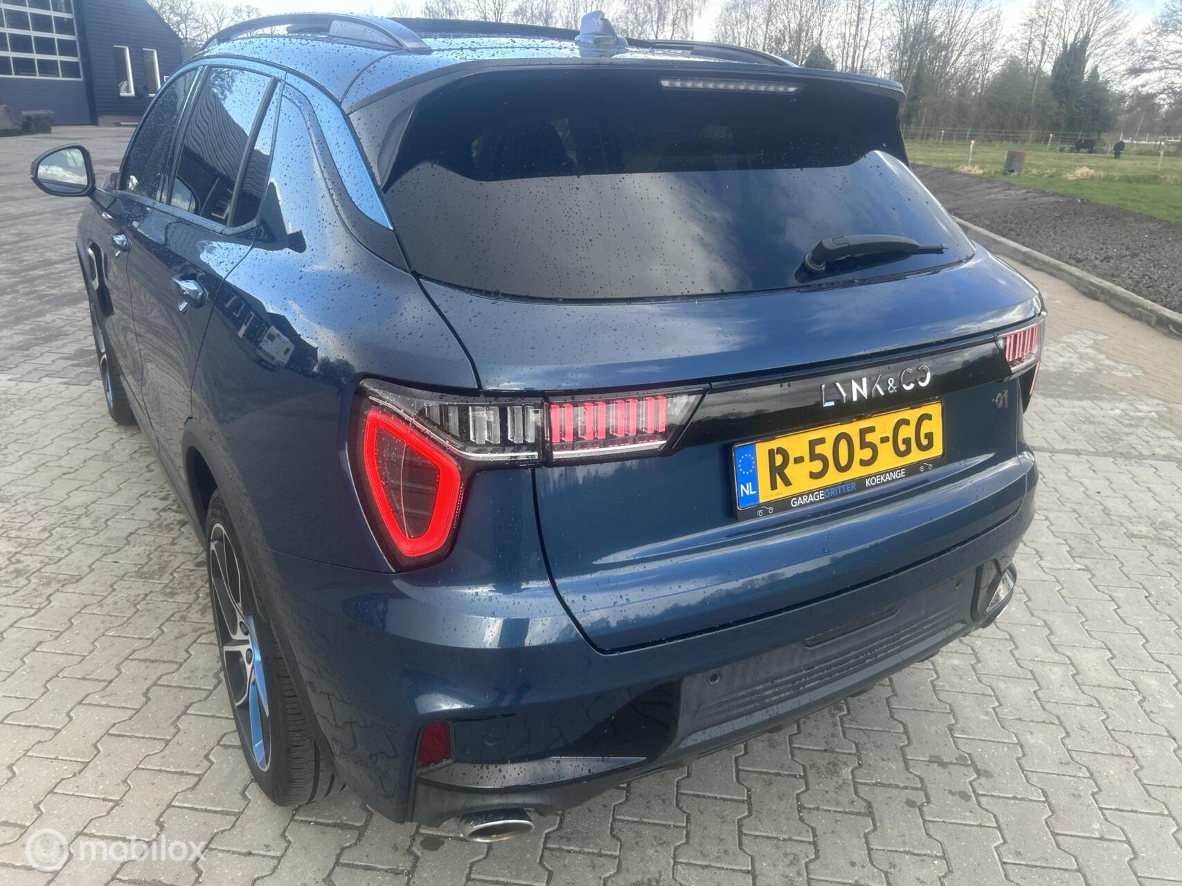 Foto van Lynk&co LYNK & Co 01