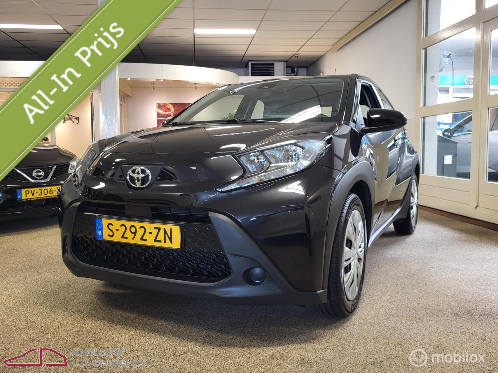 Toyota Toyota Aygo X 1.0 VVT-i MT Play *NL, ANDROID, CAMERA, RIJKLAARPRIJS!* 2023 - voorkant