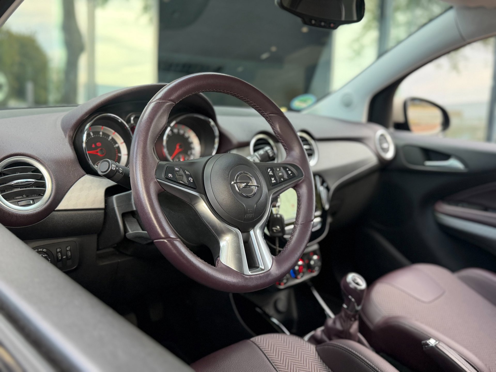 Foto van Opel Adam