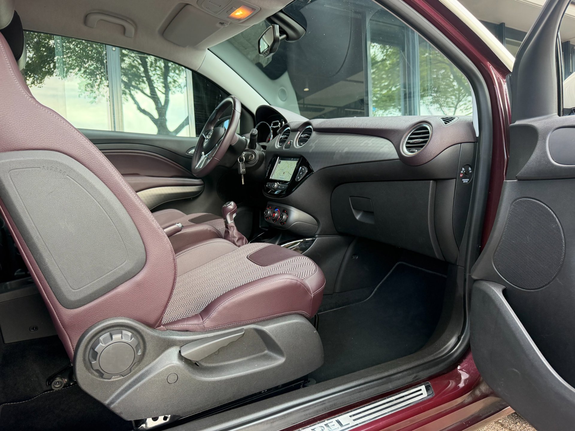 Foto van Opel Adam