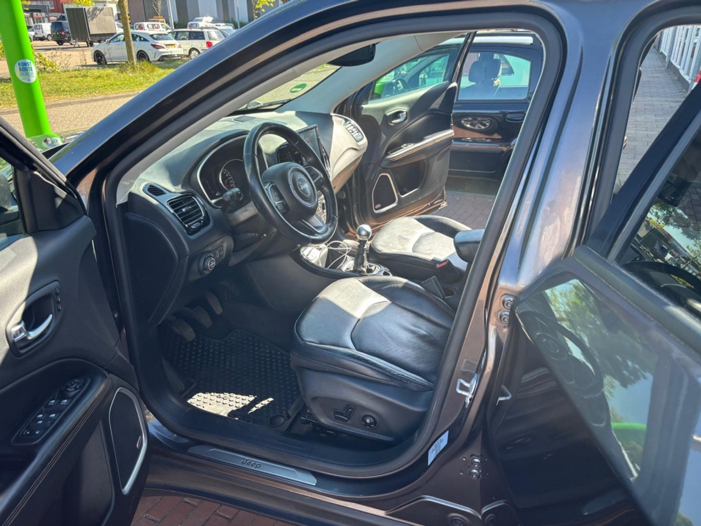 Foto van Jeep Compass