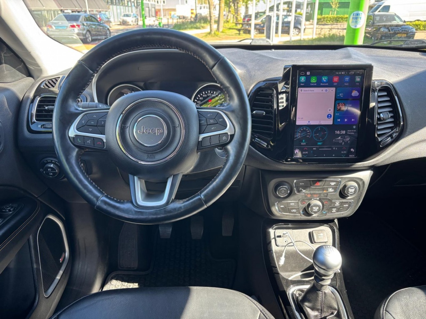 Foto van Jeep Compass