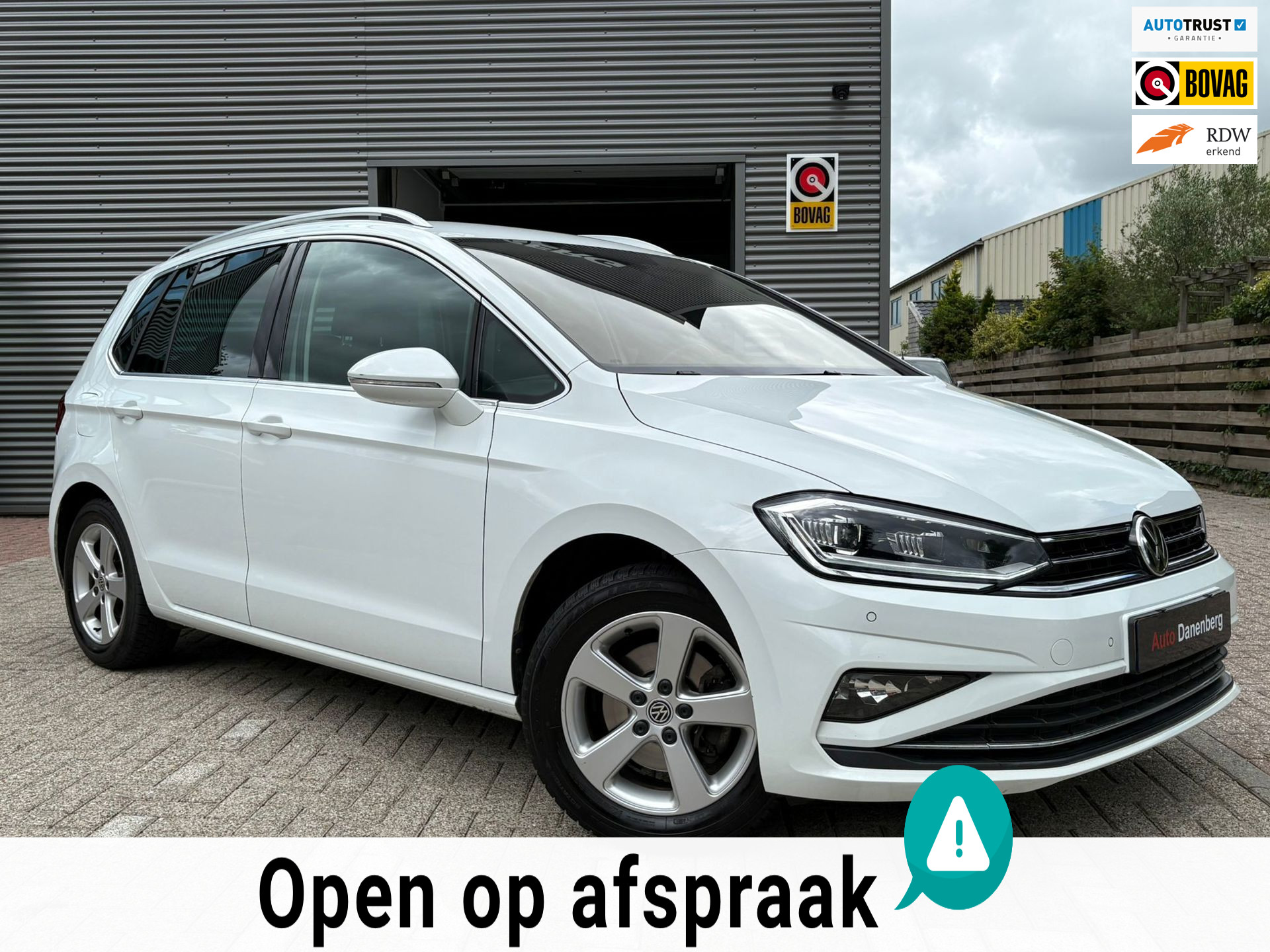 Volkswagen Golf Sportsvan 1.5 TSI ACT Highline Edition NIEUWE APK GARANTIE 150PK 2018 - voorkant