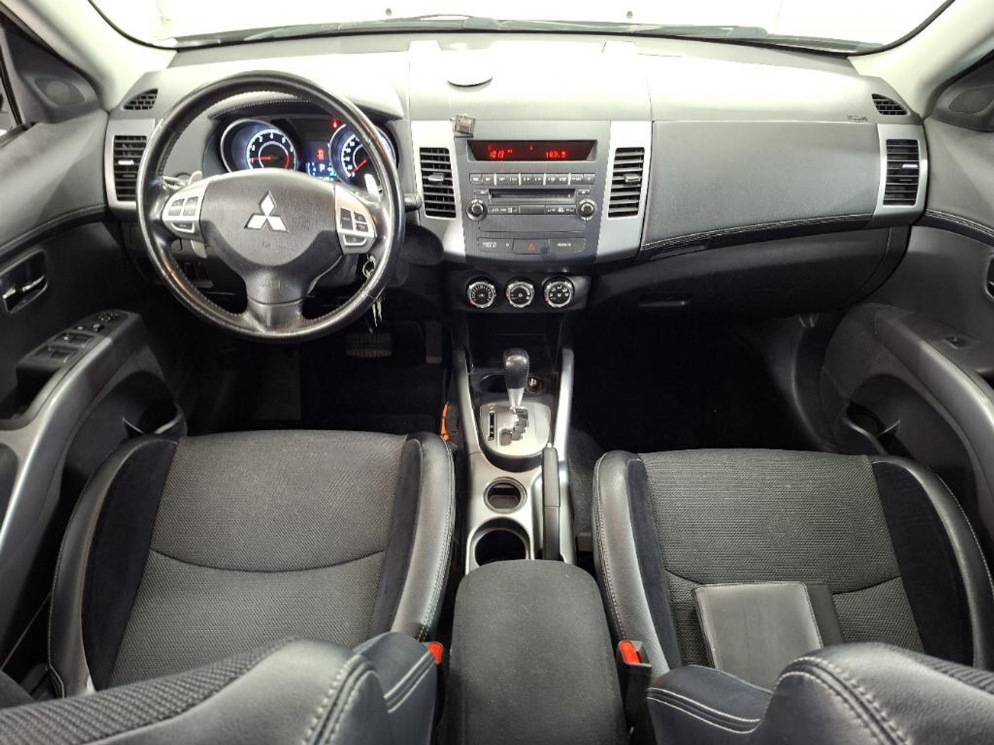 Foto van Mitsubishi Mitsubishi Outlander