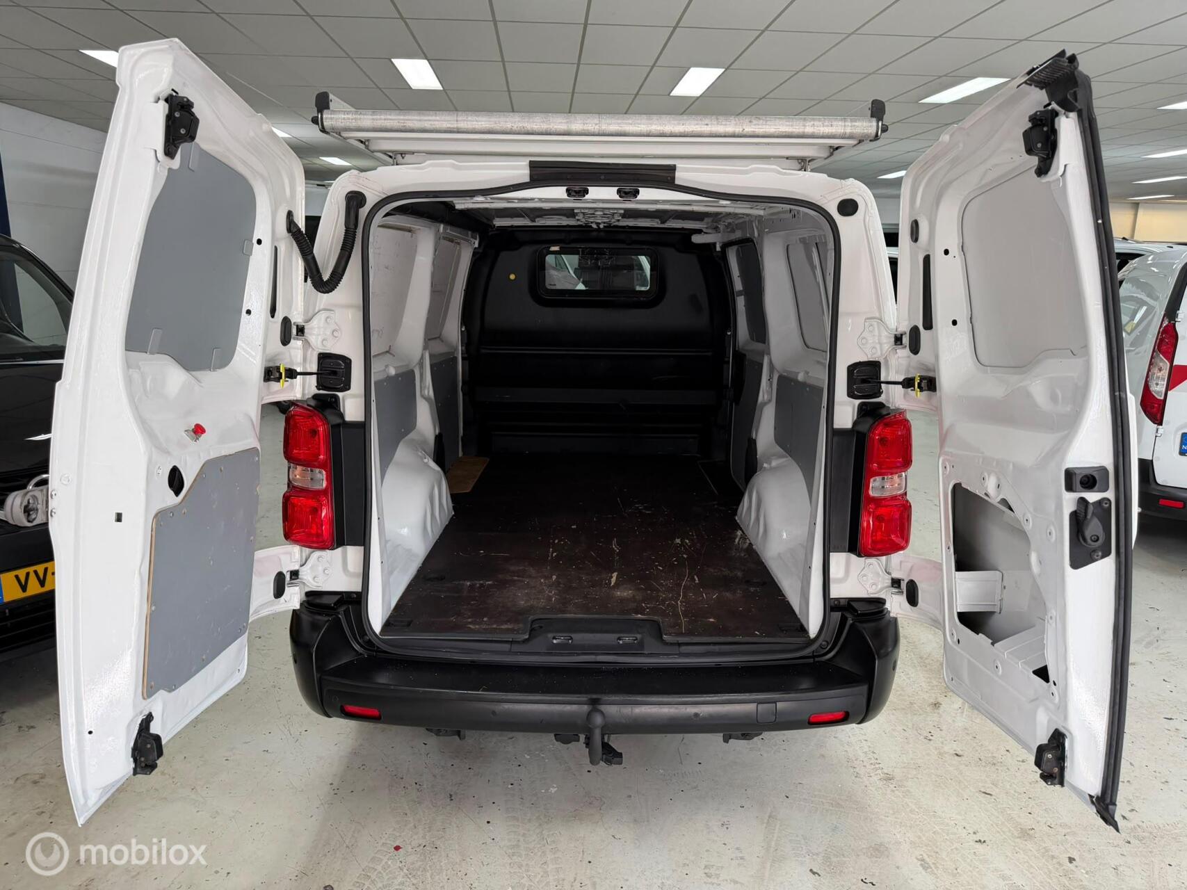 Foto van Opel Vivaro