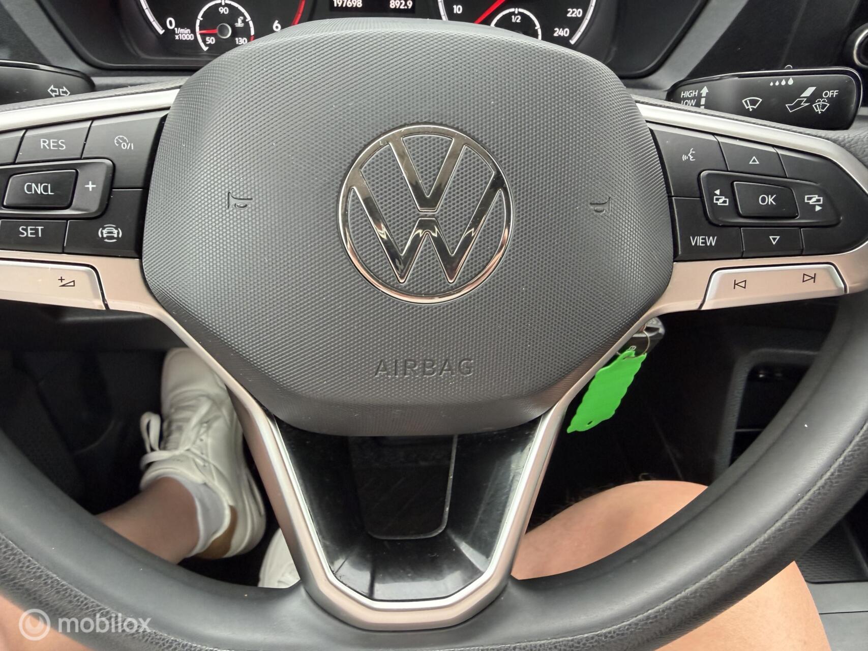 Foto van Volkswagen Caddy Modified Partition Wall