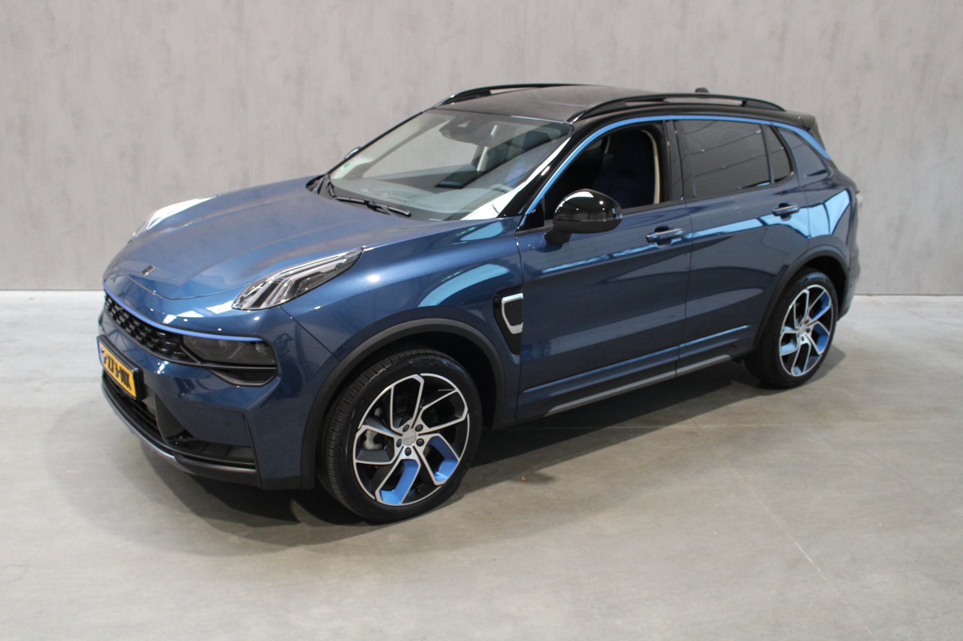 Foto van Lynk&co LYNK & Co 01
