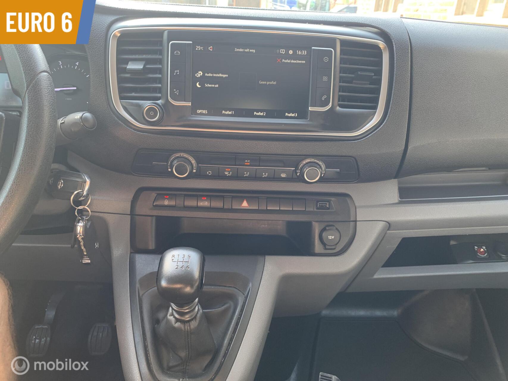 Foto van Opel Vivaro