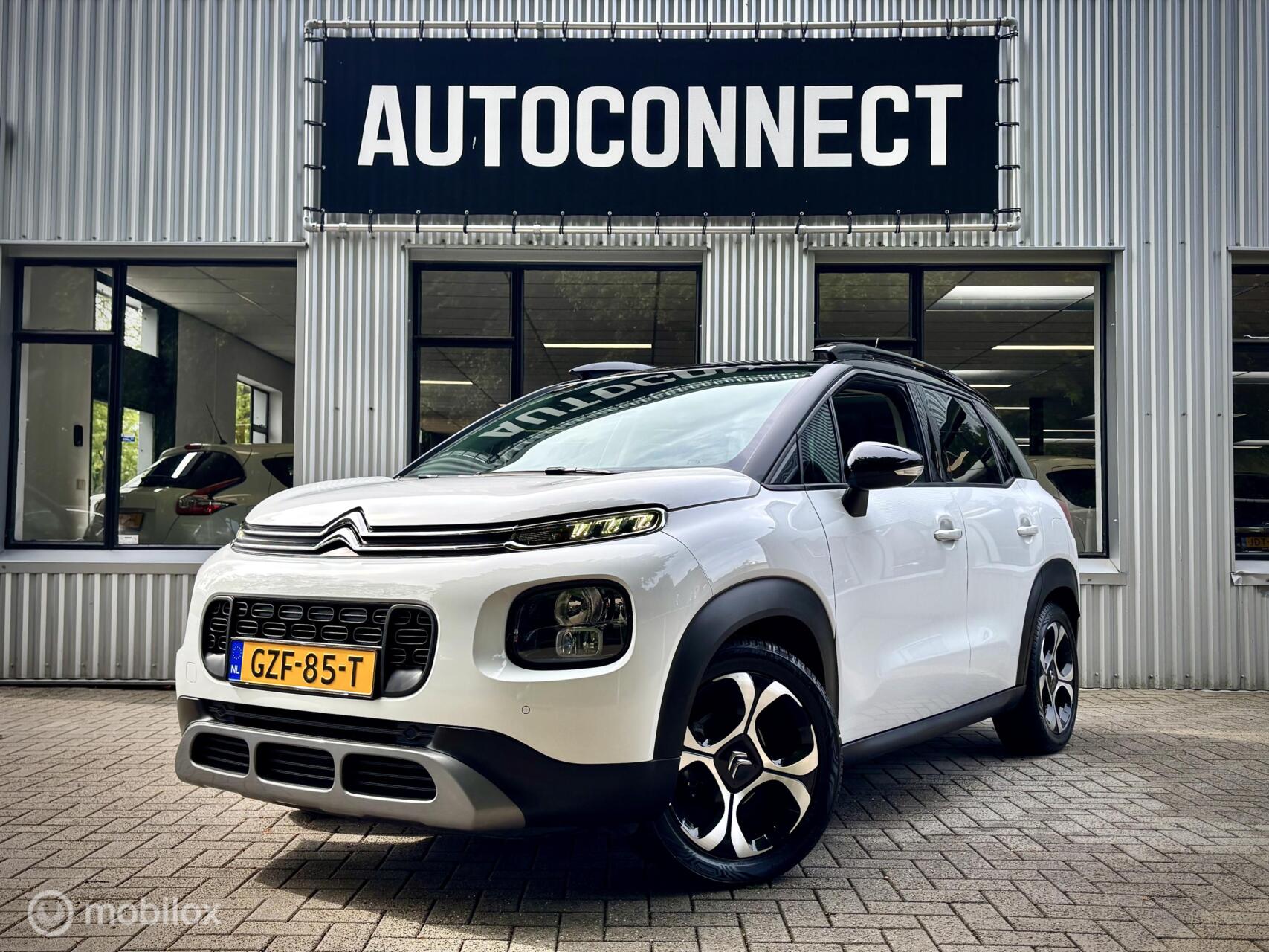 Citroen C3 Aircross 1.5 BlueHDi S&S Shine. PANO, NAVI, CRUISE, CAMERA 2021 - voorkant