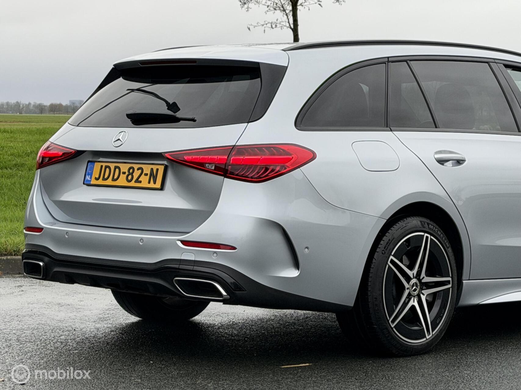 Foto van Mercedes-Benz C 300 E