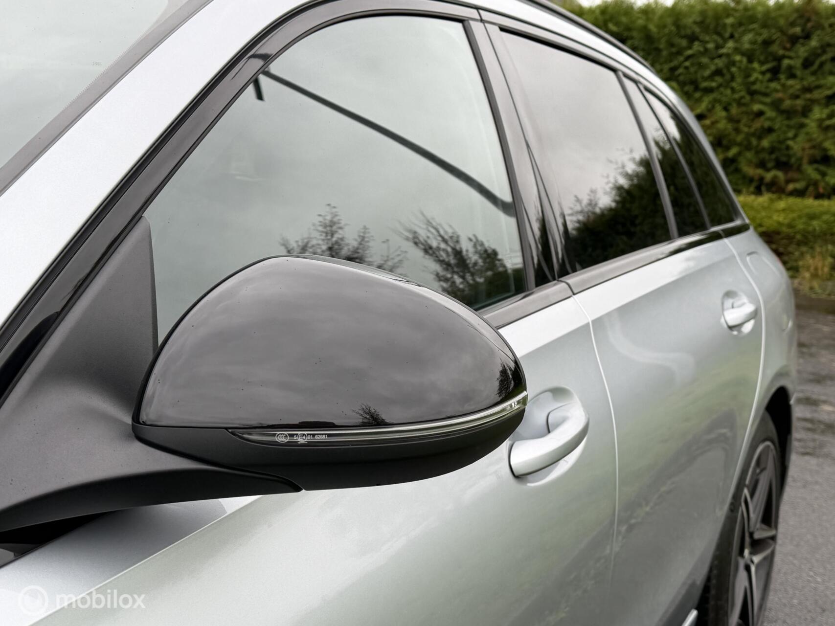 Foto van Mercedes-Benz C 300 E