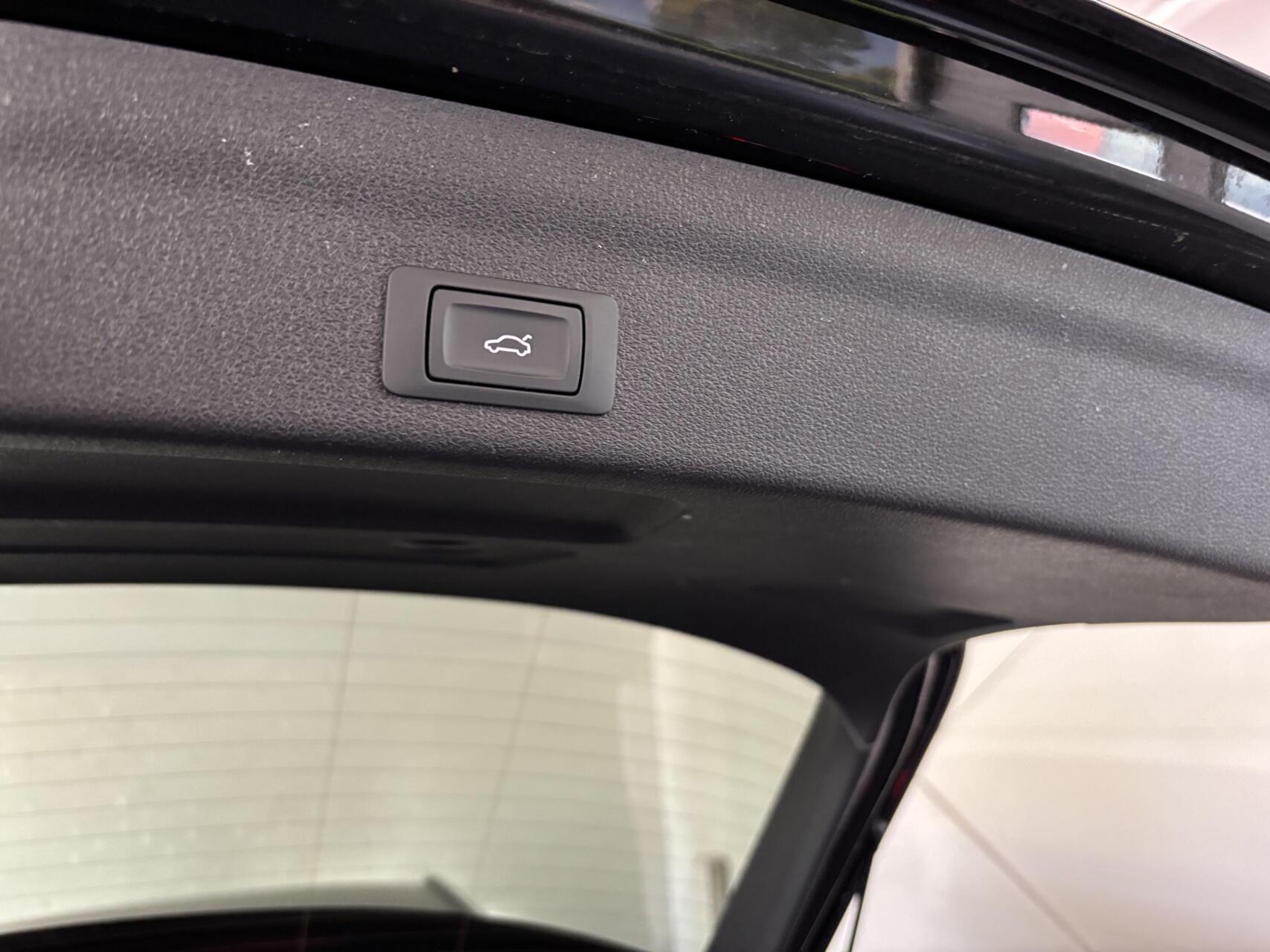 Foto van Audi A6 Avant 55 TFSI E