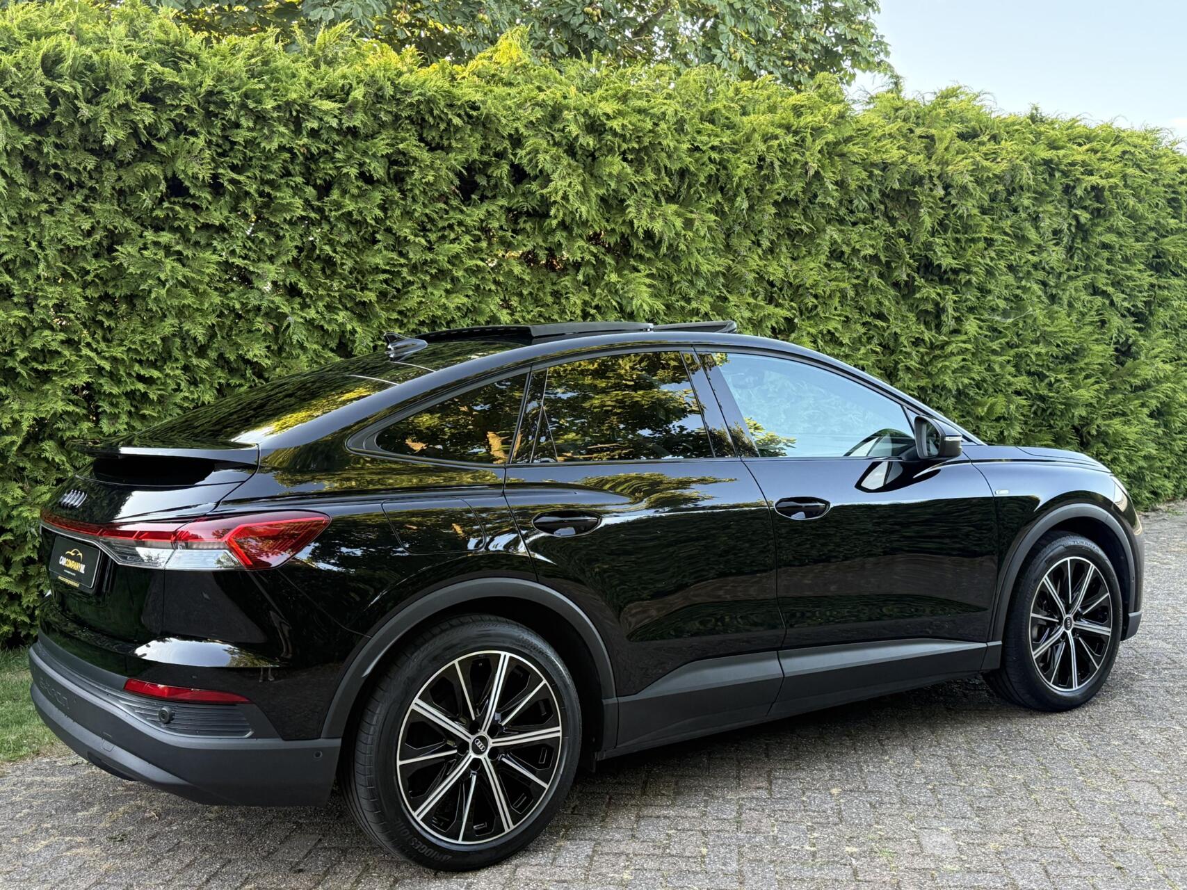 Foto van Audi Q4 Sportback 40 E-tron