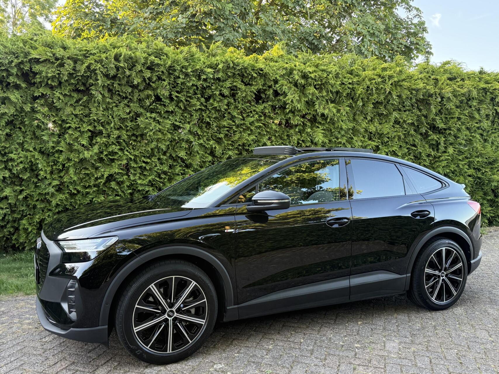 Foto van Audi Q4 Sportback 40 E-tron